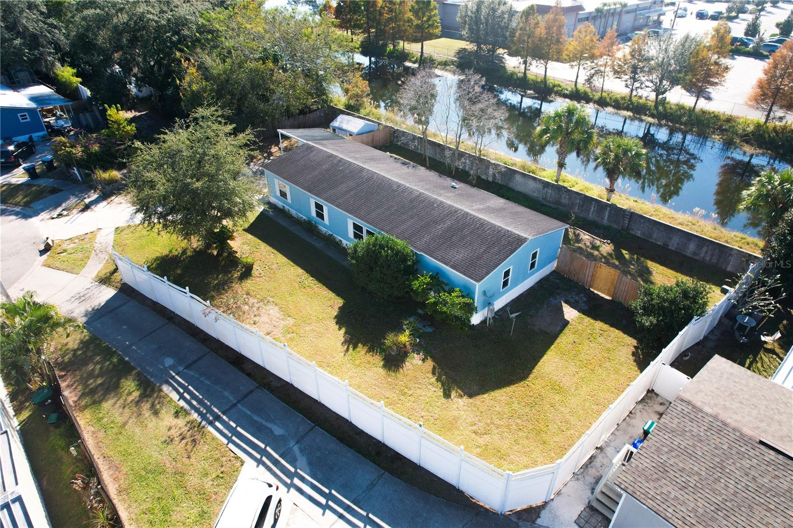 Image 3 of 35 For 14774 Congress Street