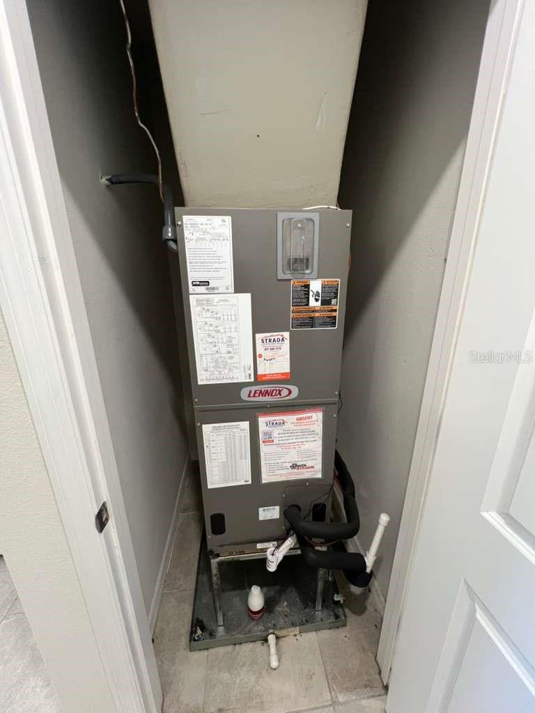 Image 9 of 19 For 3845 Blue Vale Drive