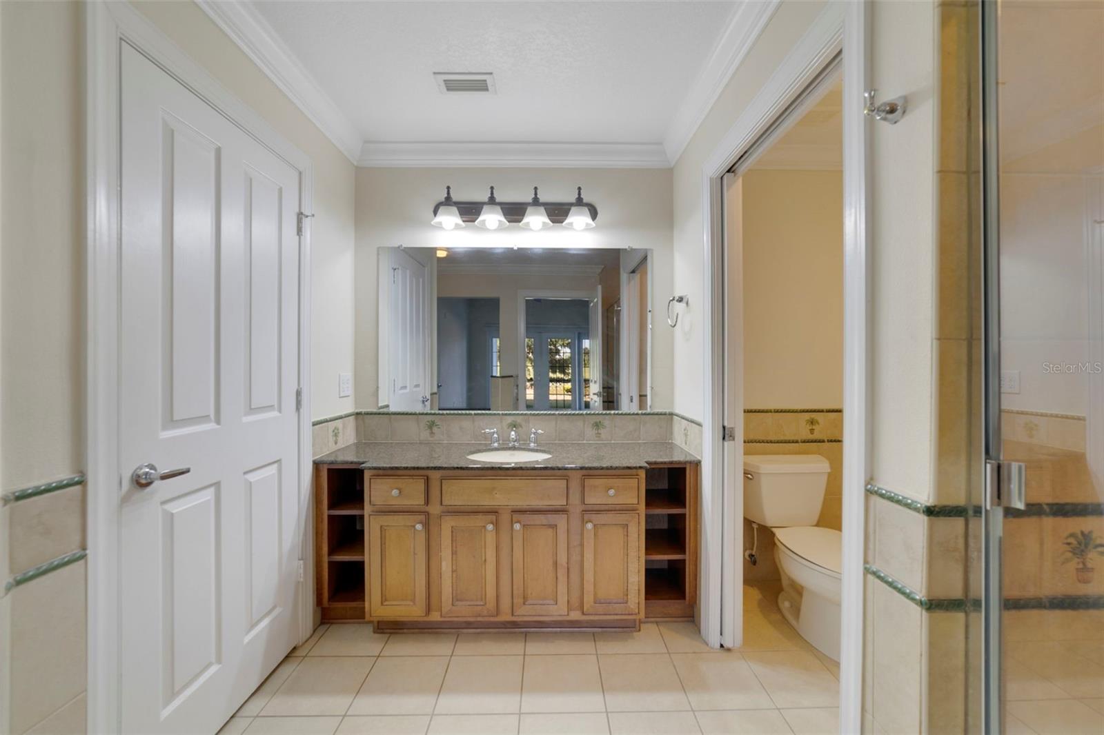 Image 14 of 27 For 1591 Heritage Crossing Court 101