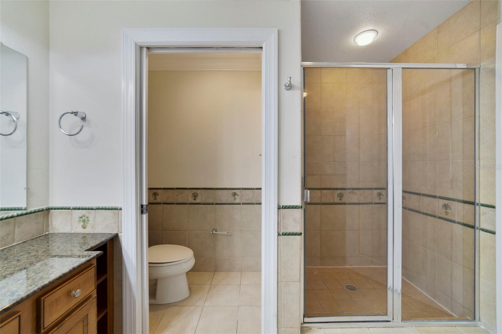 Image 15 of 27 For 1591 Heritage Crossing Court 101