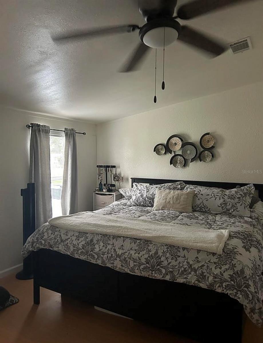 Image 7 of 14 For 5165 Apollo Avenue