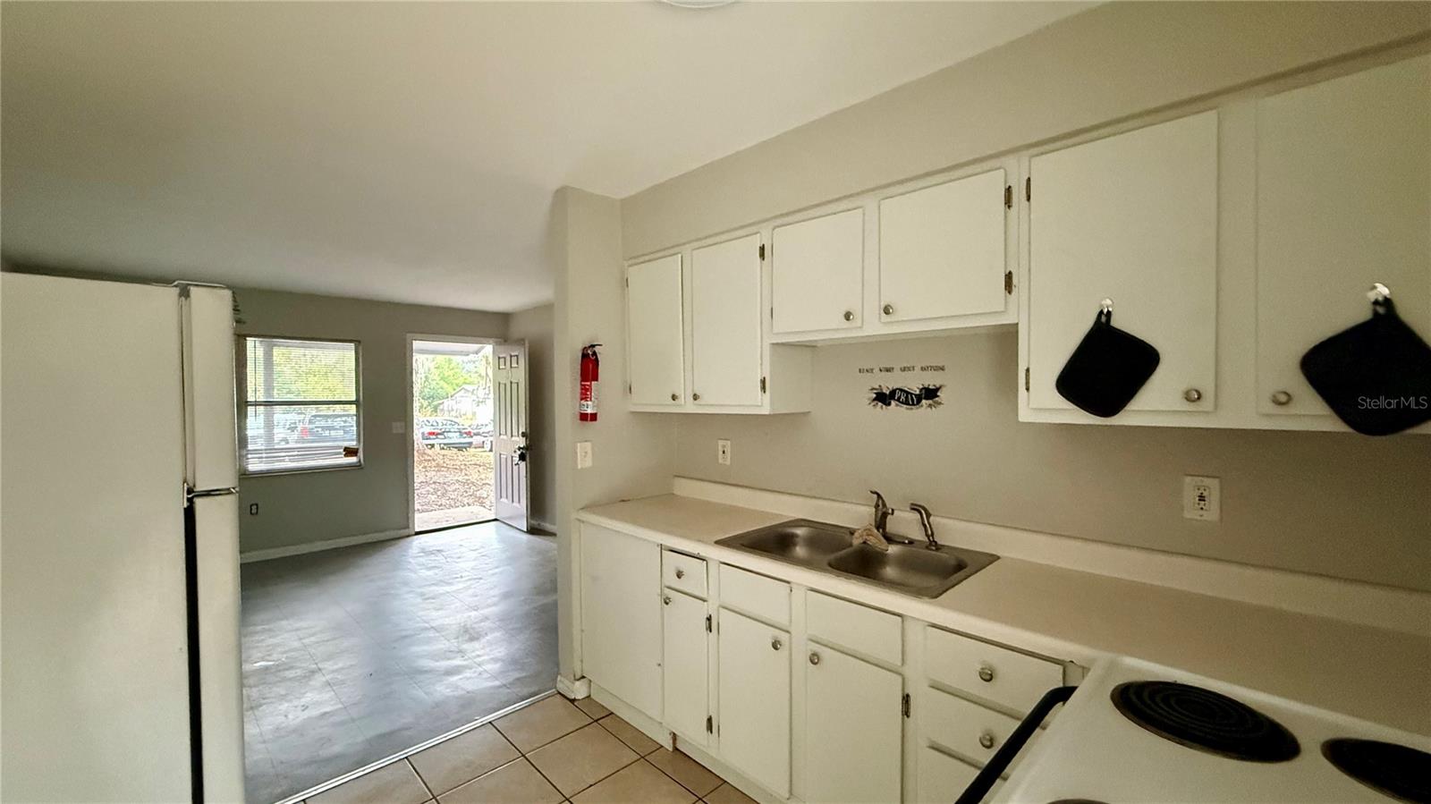 Image 2 of 10 For 213 Dr Martin Luther King Jr Avenue