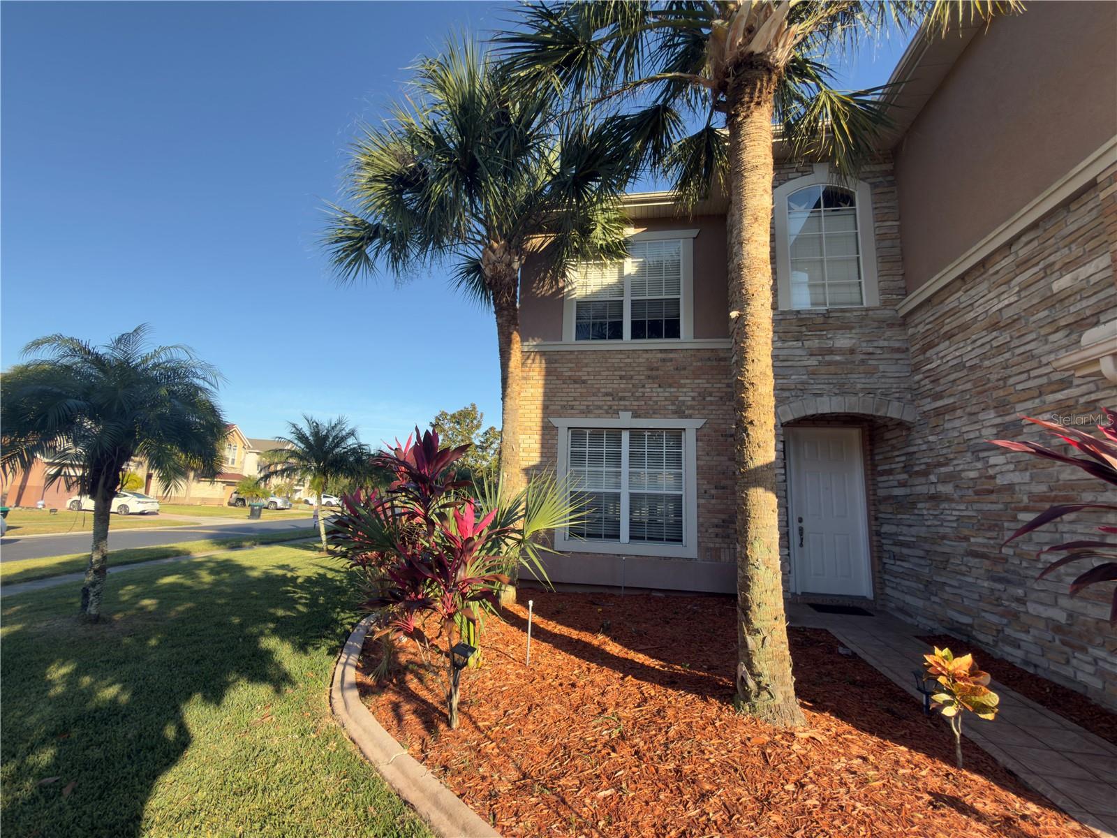 Image 5 of 23 For 1927 White Heron Bay Circle