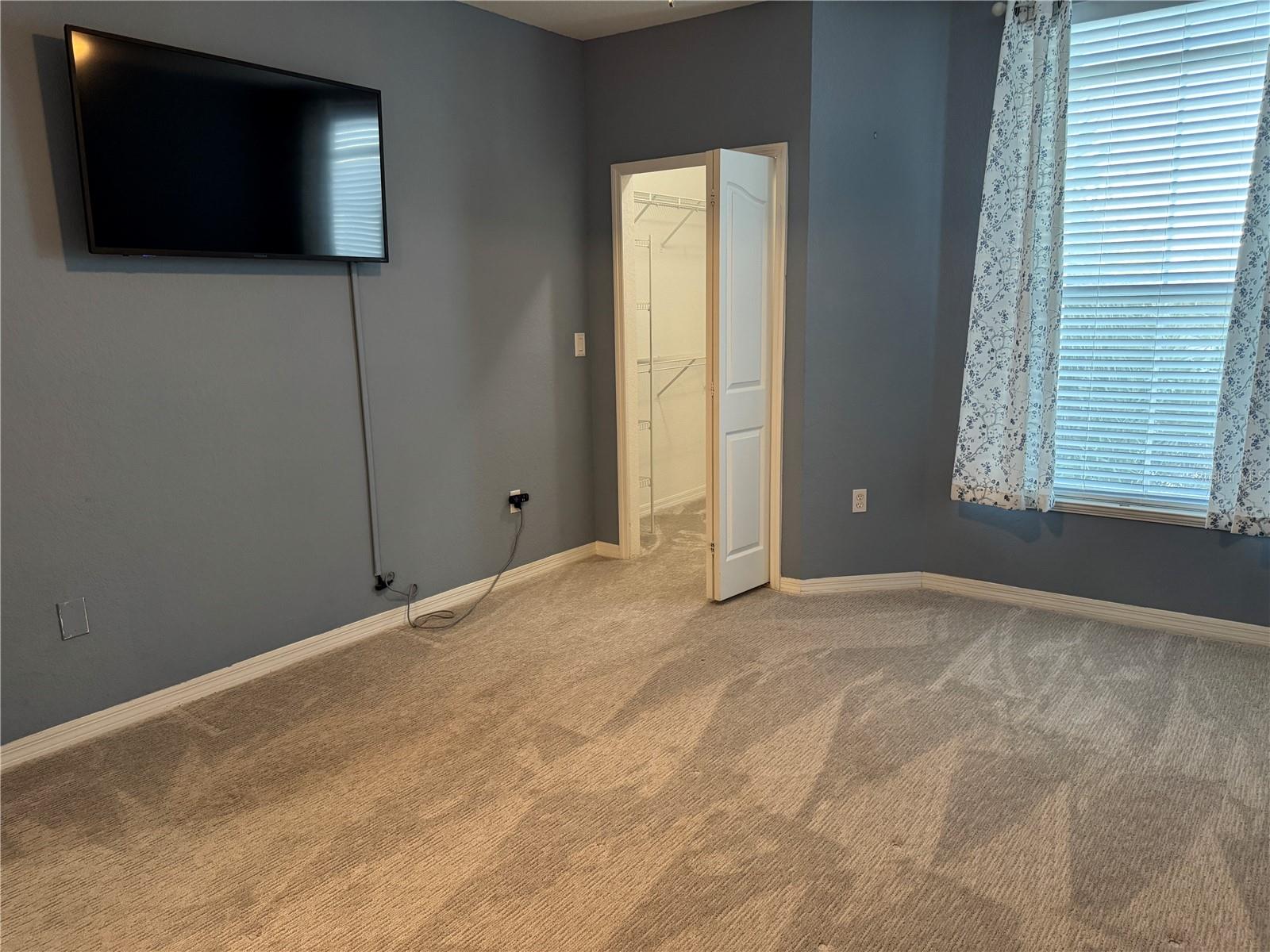 Image 18 of 53 For 8917 Legacy Court 306