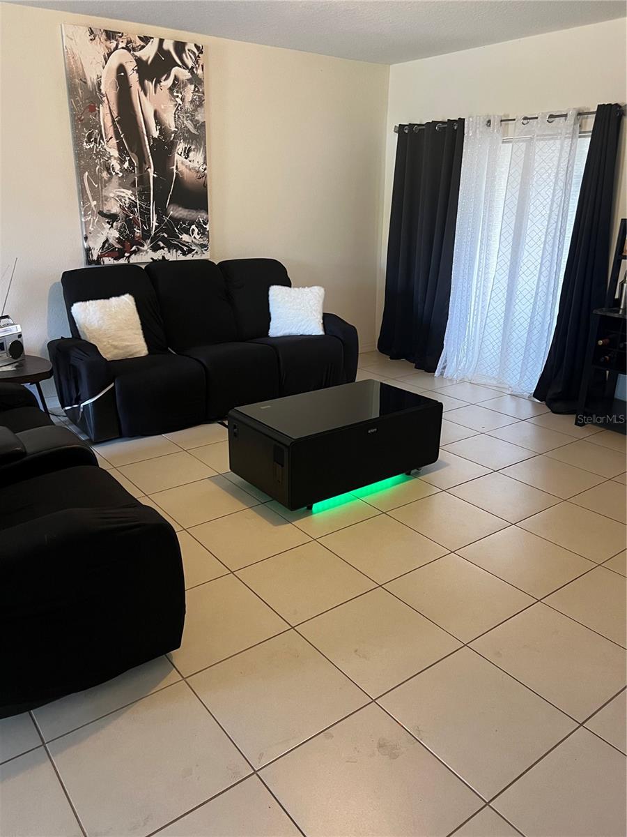 Image 8 of 52 For 1453 Rylee Rock Way