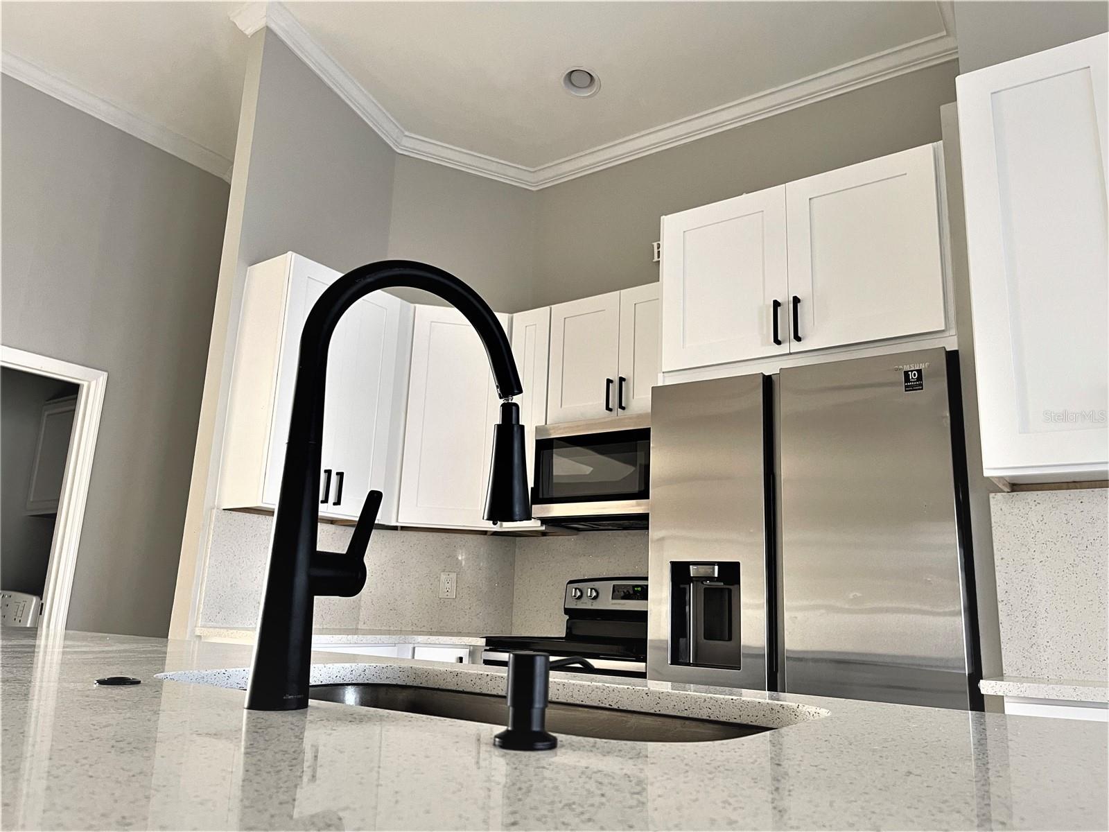 Image 12 of 29 For 304 Crisan Court