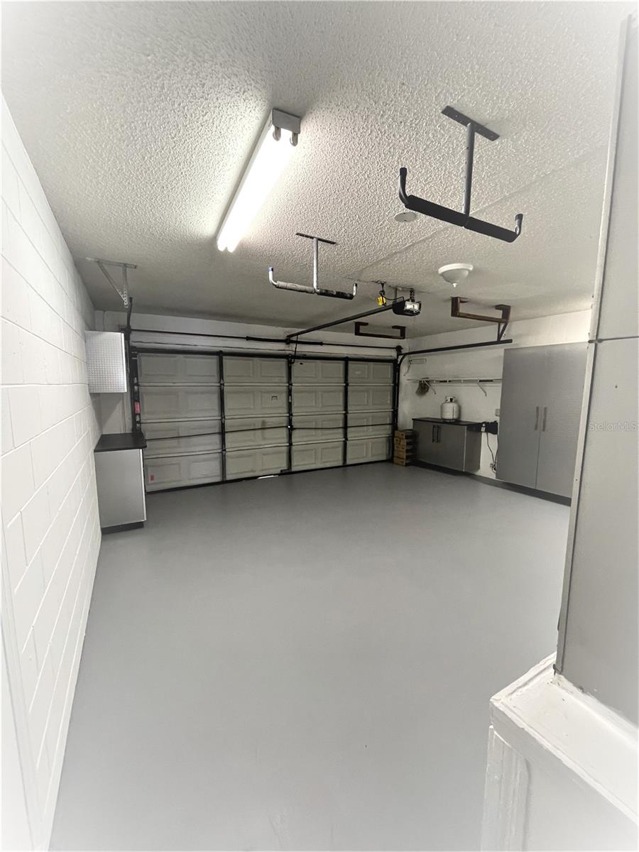 Image 22 of 29 For 304 Crisan Court