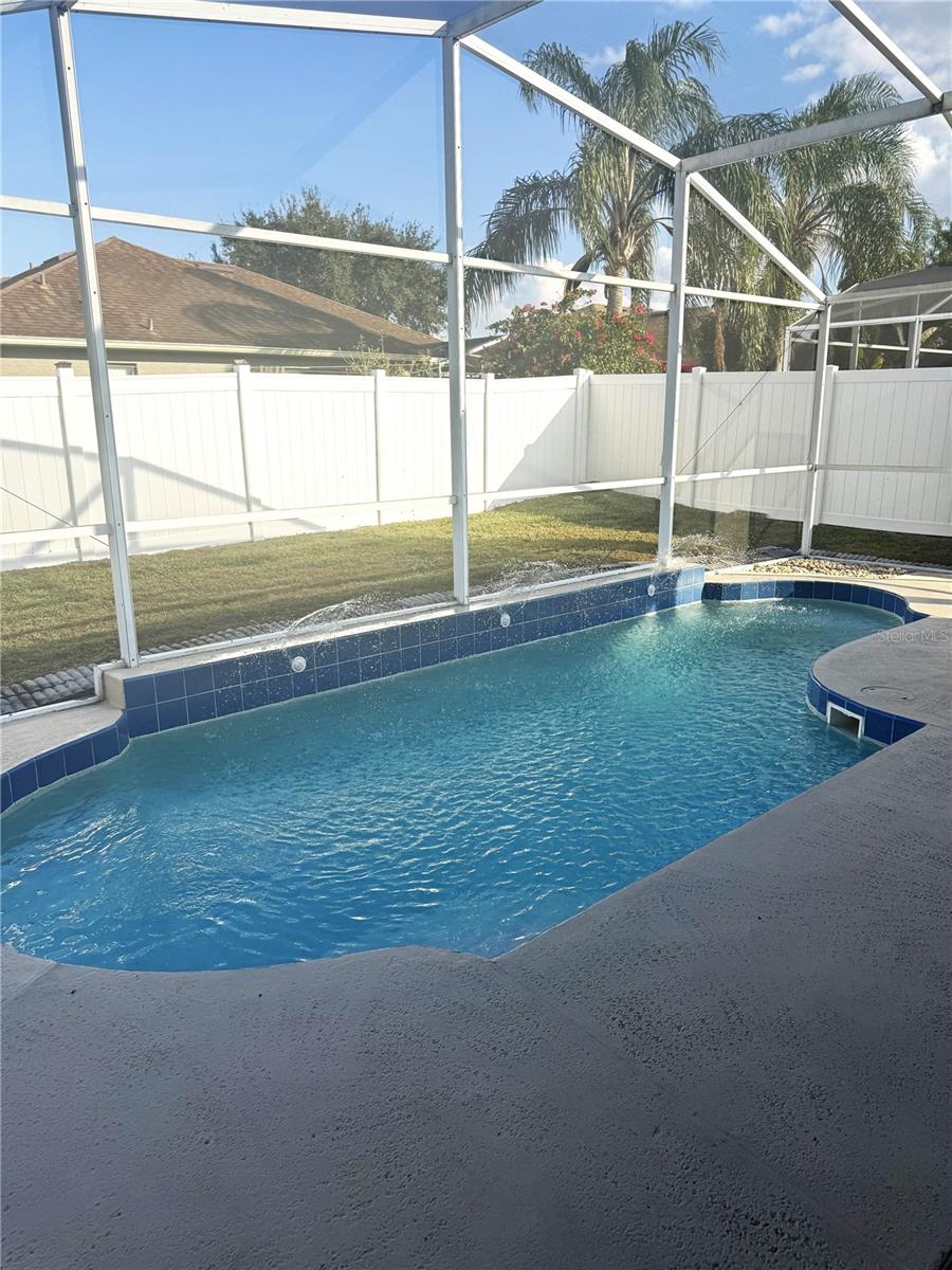 Image 27 of 29 For 304 Crisan Court