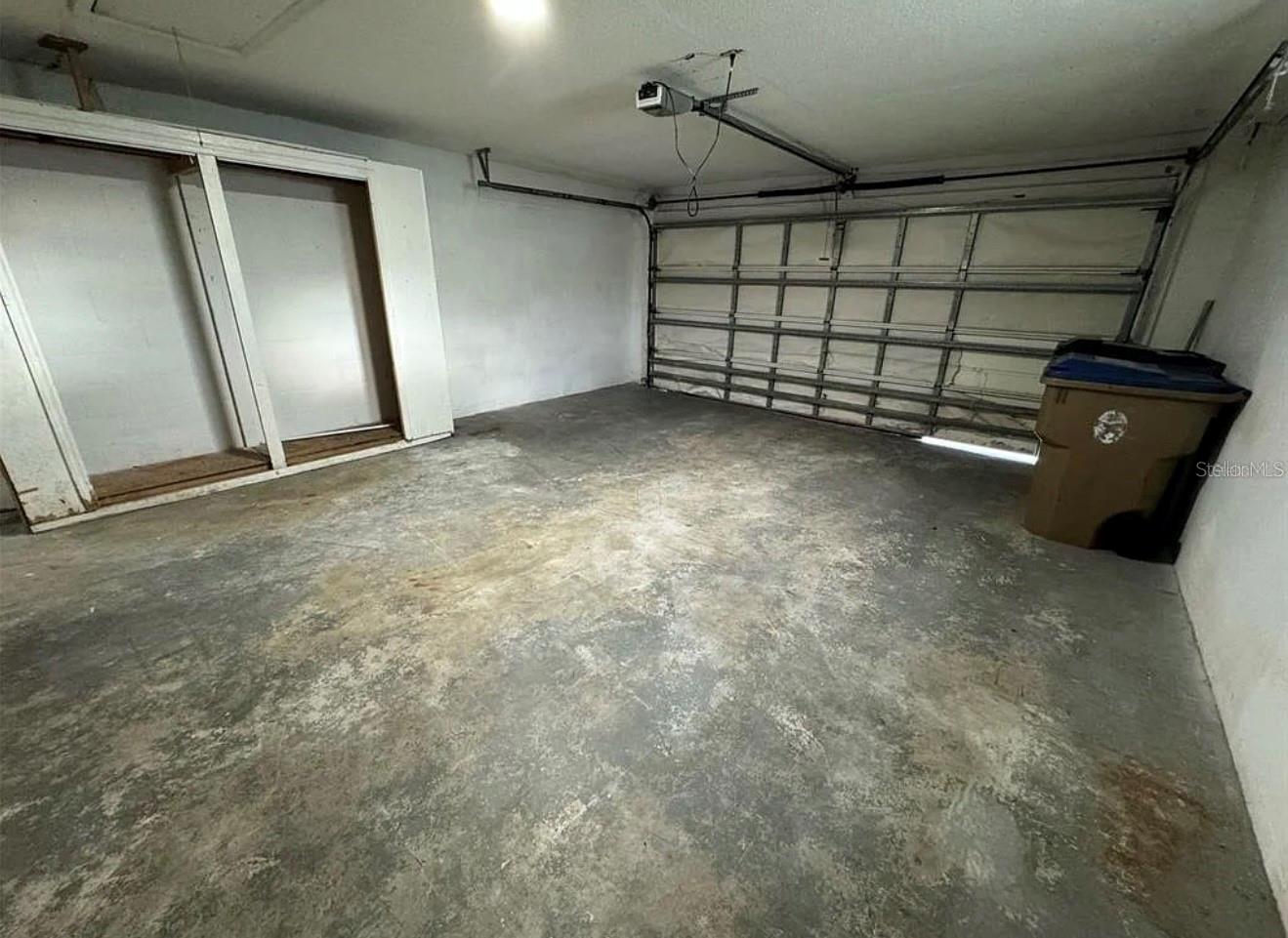 Image 18 of 18 For 615 Royalty Court