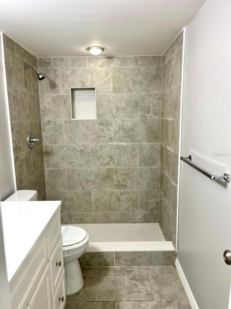 Image 12 of 36 For 4575 Texa Avenue 307