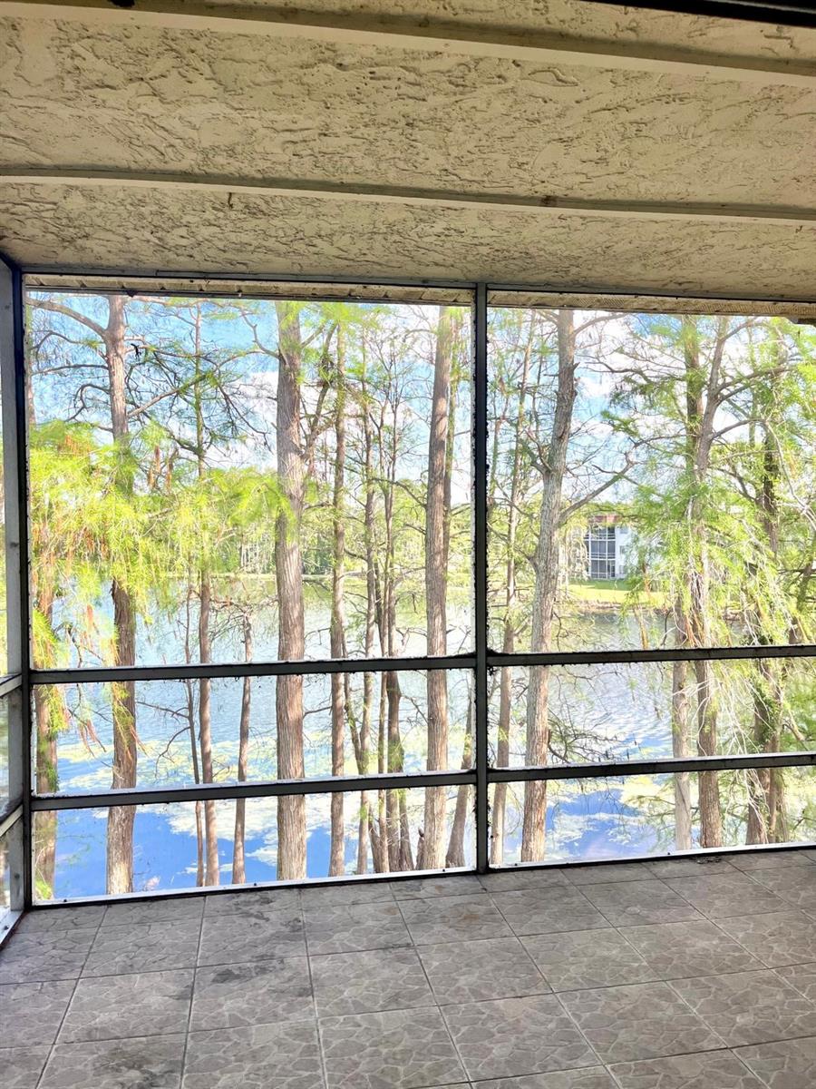 Image 20 of 36 For 4575 Texa Avenue 307