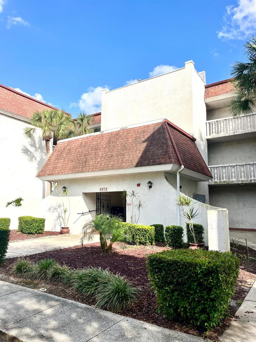 Image 22 of 36 For 4575 Texa Avenue 307