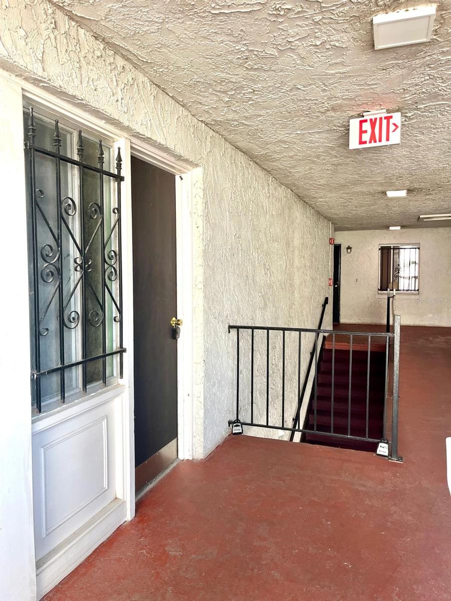 Image 23 of 36 For 4575 Texa Avenue 307