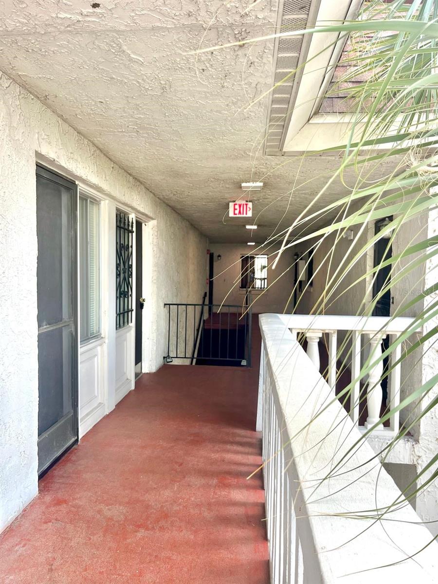 Image 27 of 36 For 4575 Texa Avenue 307