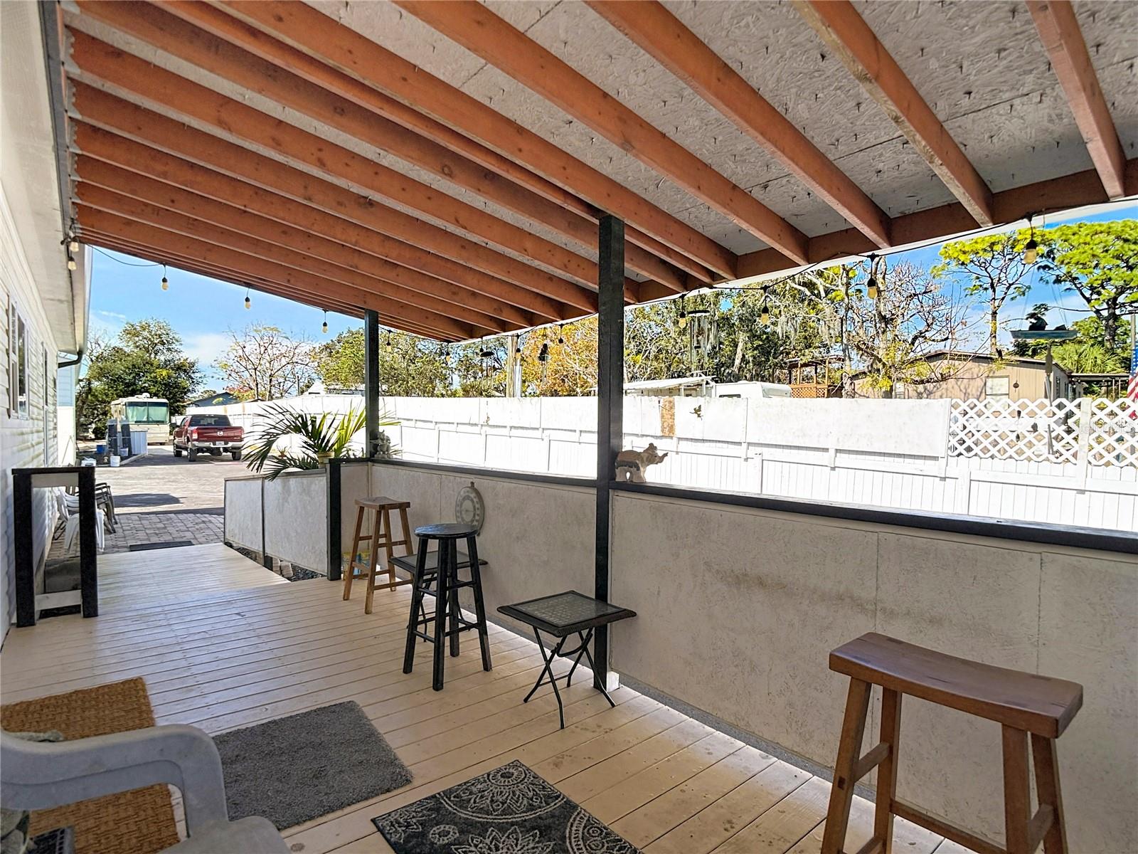 Image 17 of 77 For 15821 Archer Street