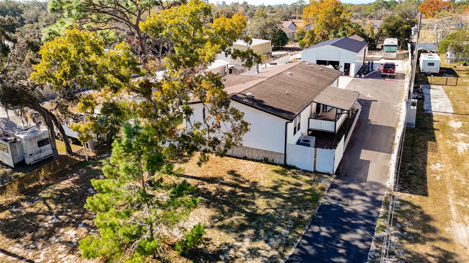 Image 5 of 77 For 15821 Archer Street