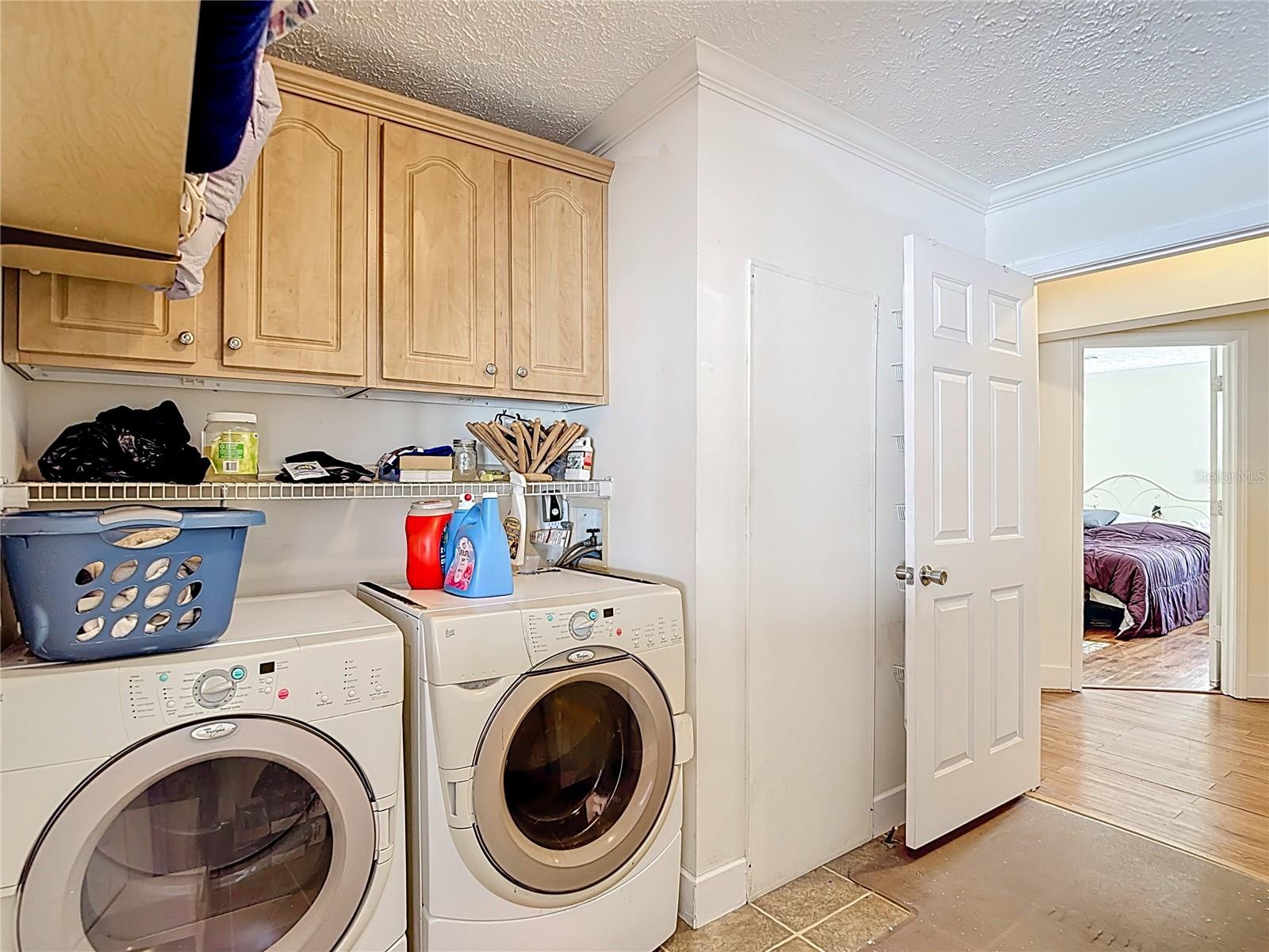 Image 60 of 77 For 15821 Archer Street