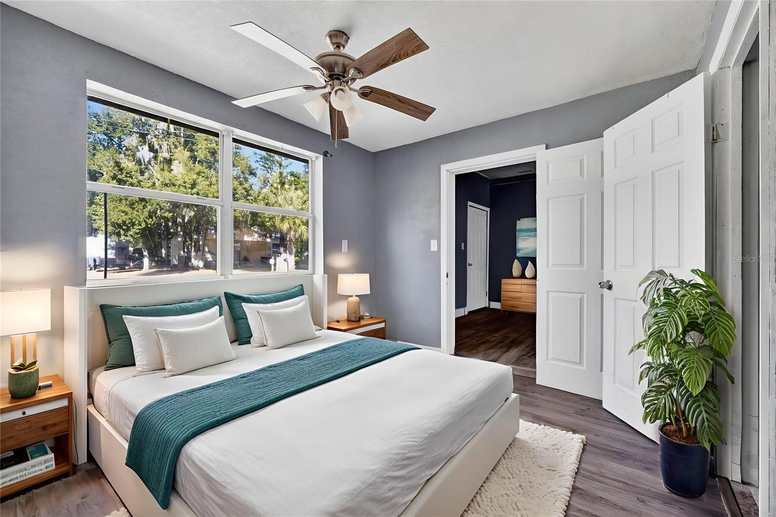 Image 20 of 36 For 318 Chesney Boulevard