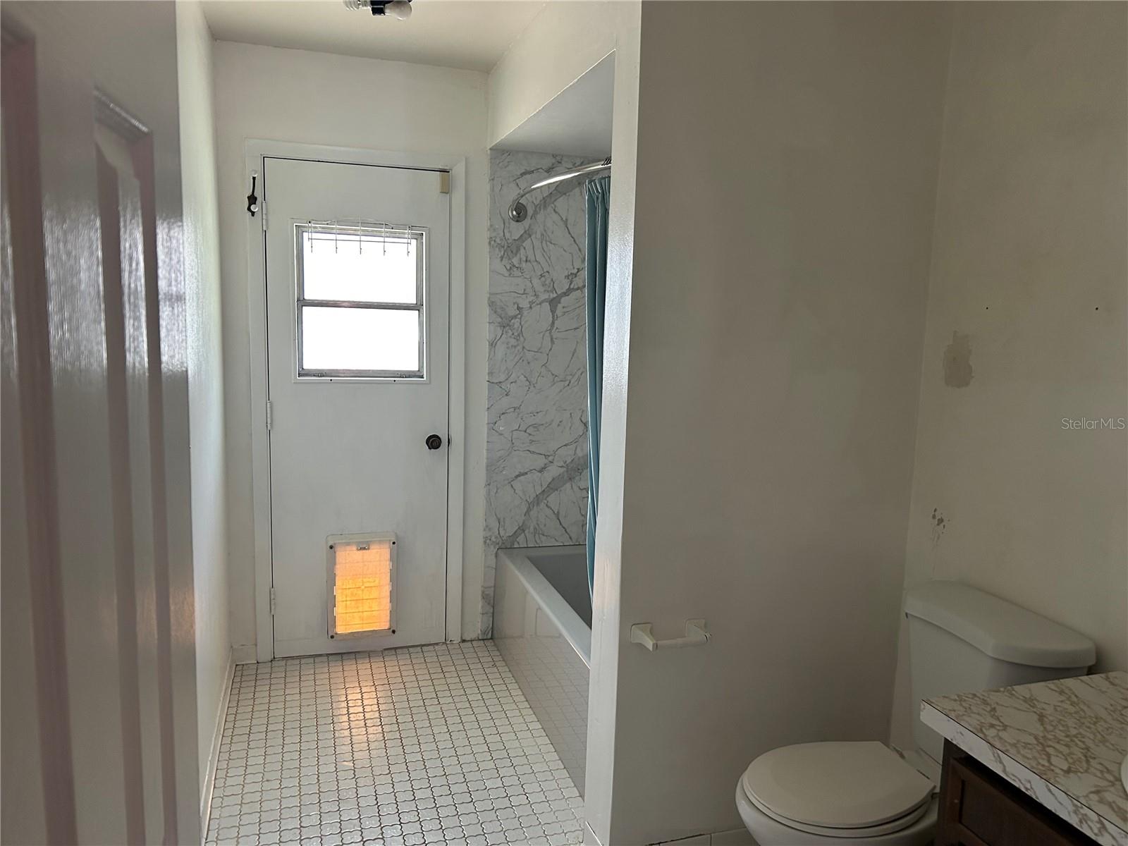 Image 15 of 33 For 1314 Highland Circle