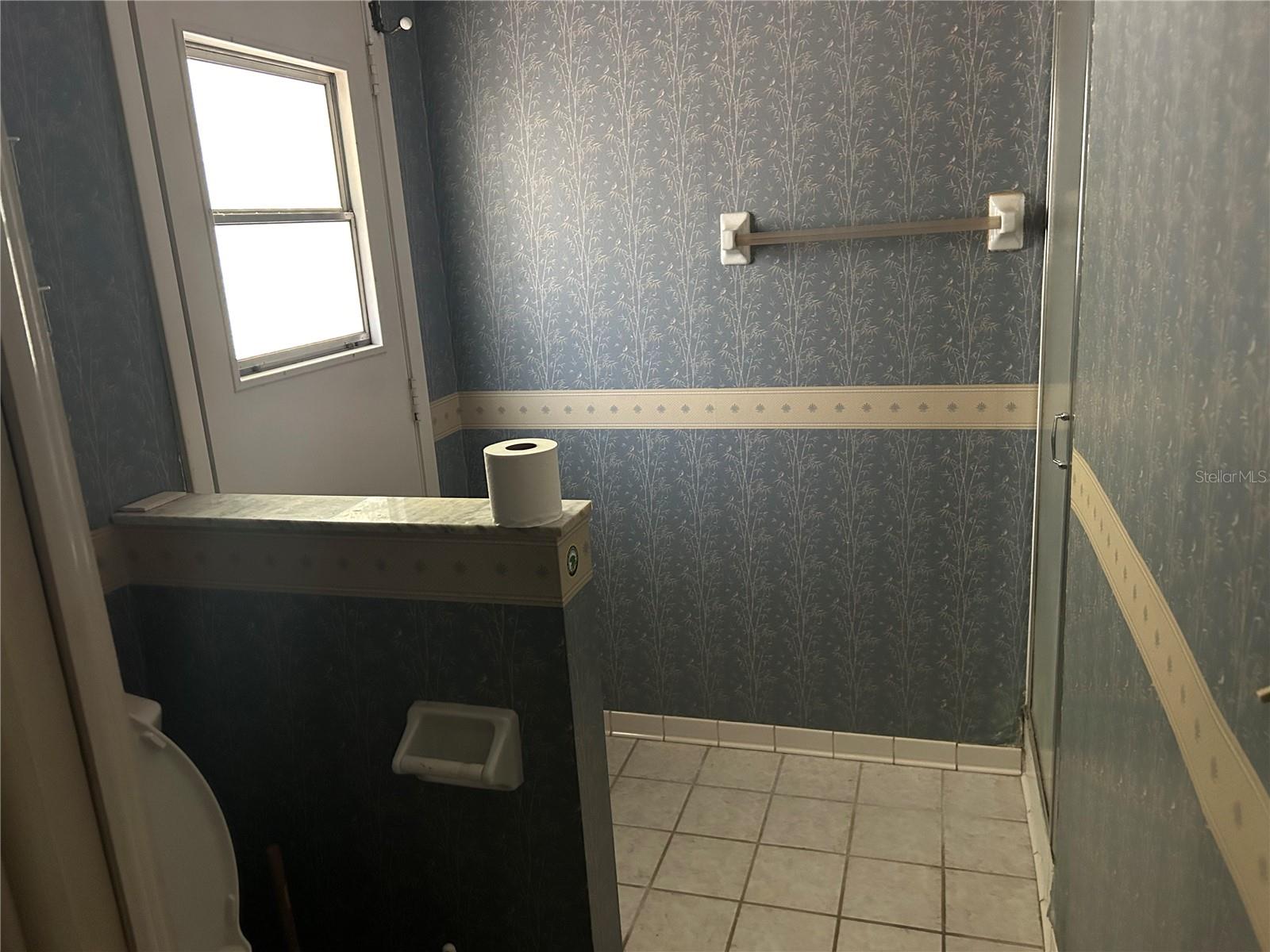 Image 24 of 33 For 1314 Highland Circle