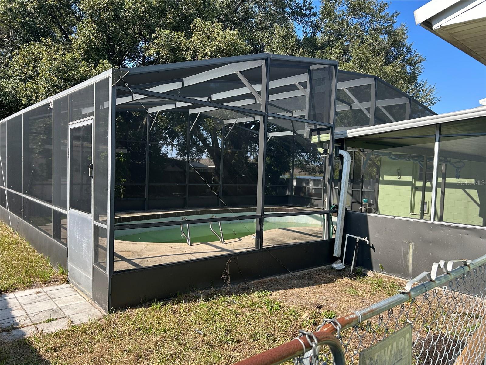 Image 8 of 33 For 1314 Highland Circle