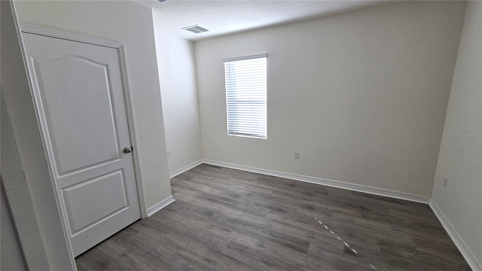 Image 10 of 36 For 1671 Rosy Dale Circle