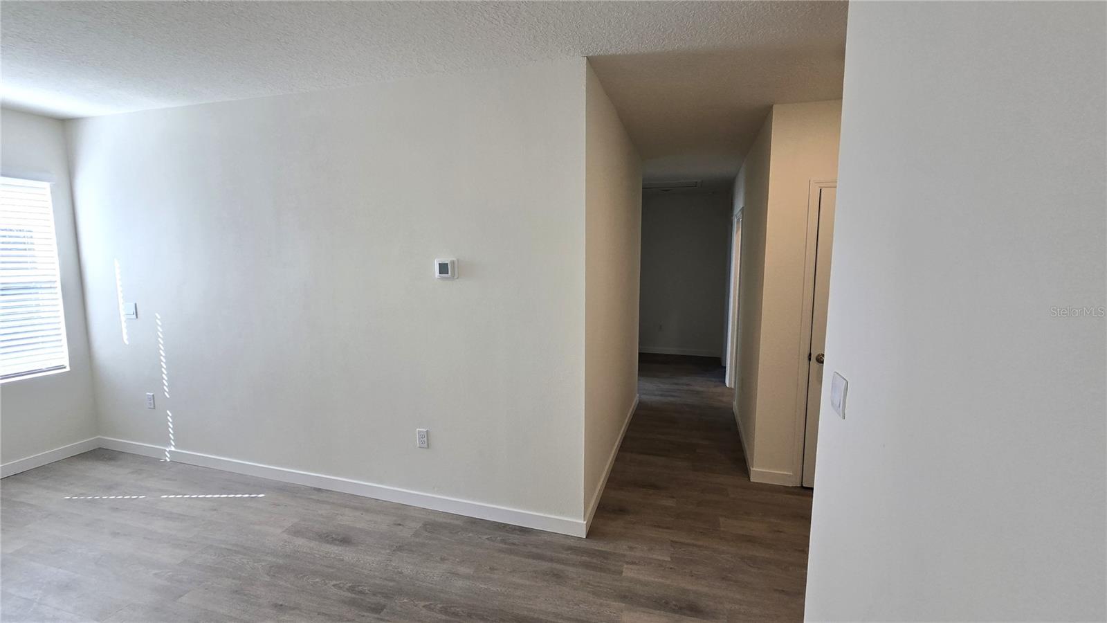 Image 16 of 36 For 1671 Rosy Dale Circle