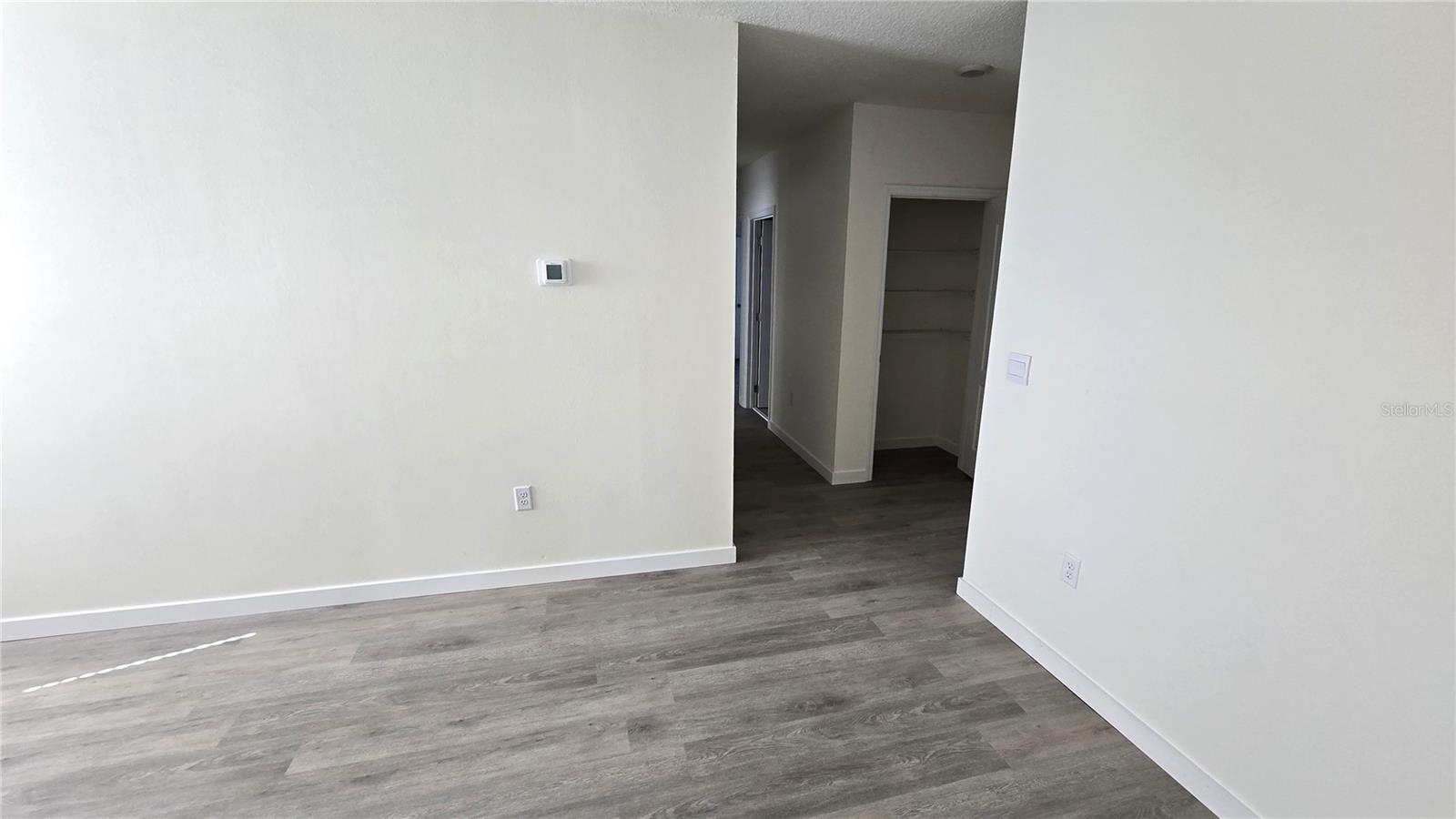 Image 17 of 36 For 1671 Rosy Dale Circle