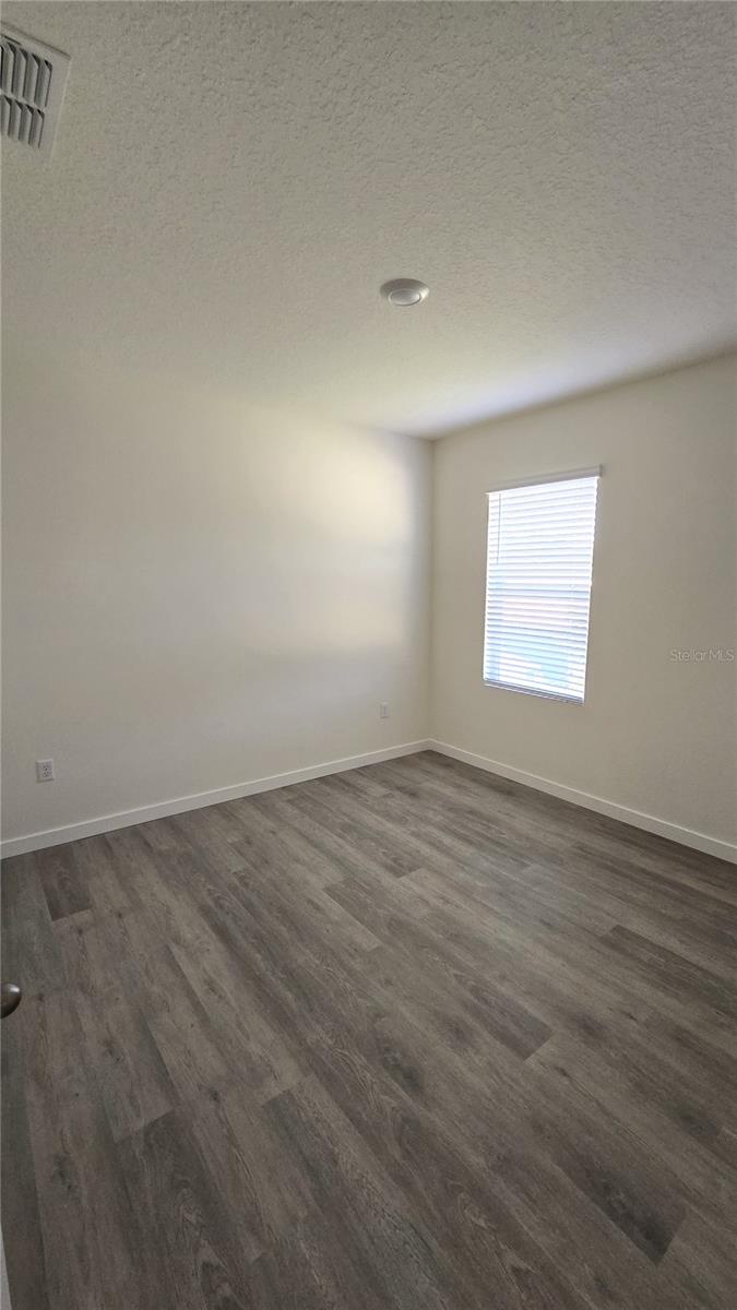 Image 22 of 36 For 1671 Rosy Dale Circle