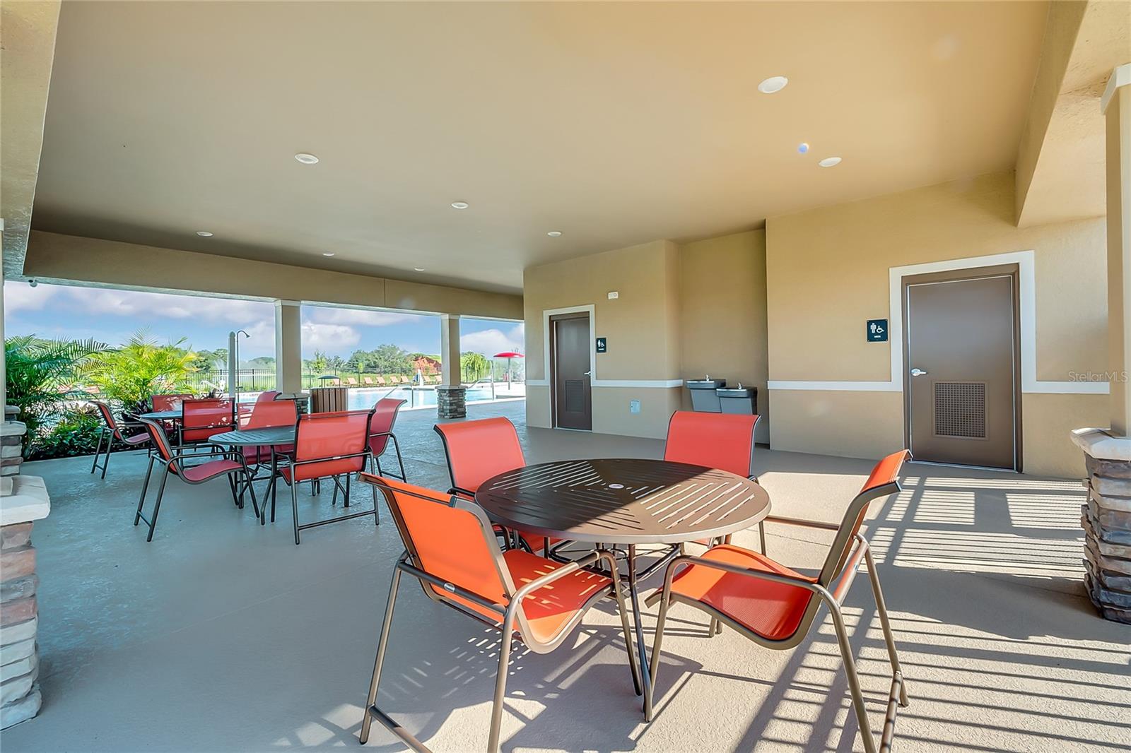 Image 35 of 36 For 1671 Rosy Dale Circle