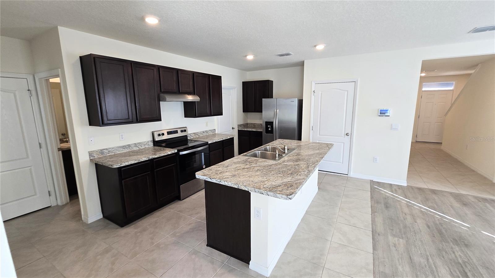 Image 6 of 36 For 1671 Rosy Dale Circle