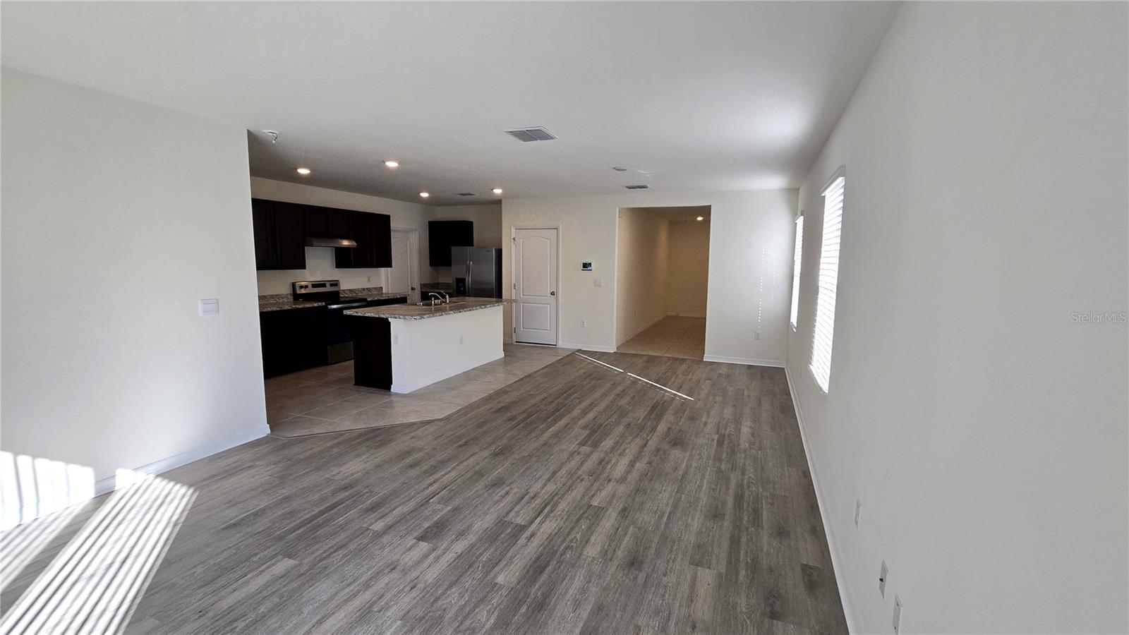 Image 8 of 36 For 1671 Rosy Dale Circle