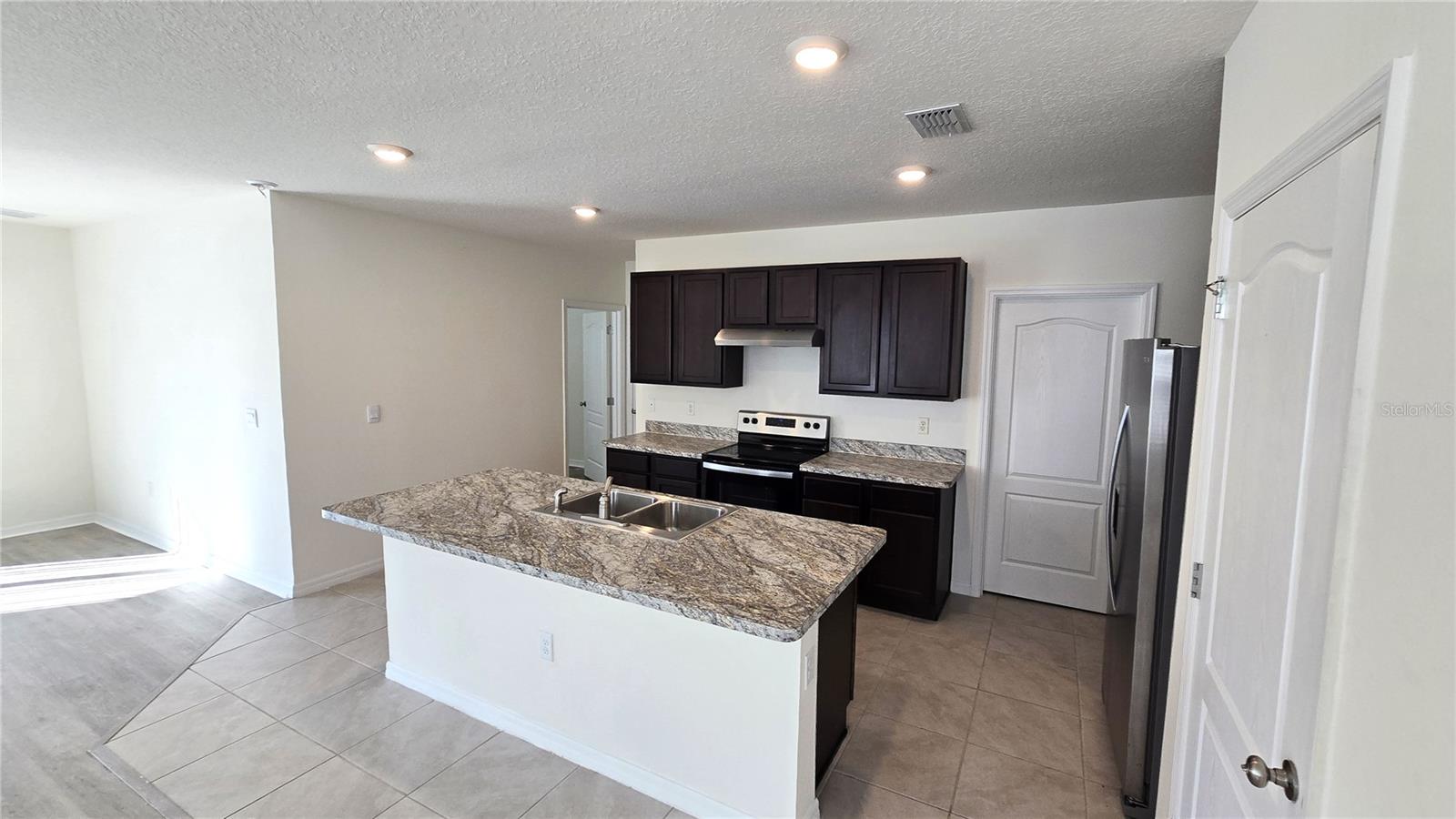 Image 9 of 36 For 1671 Rosy Dale Circle