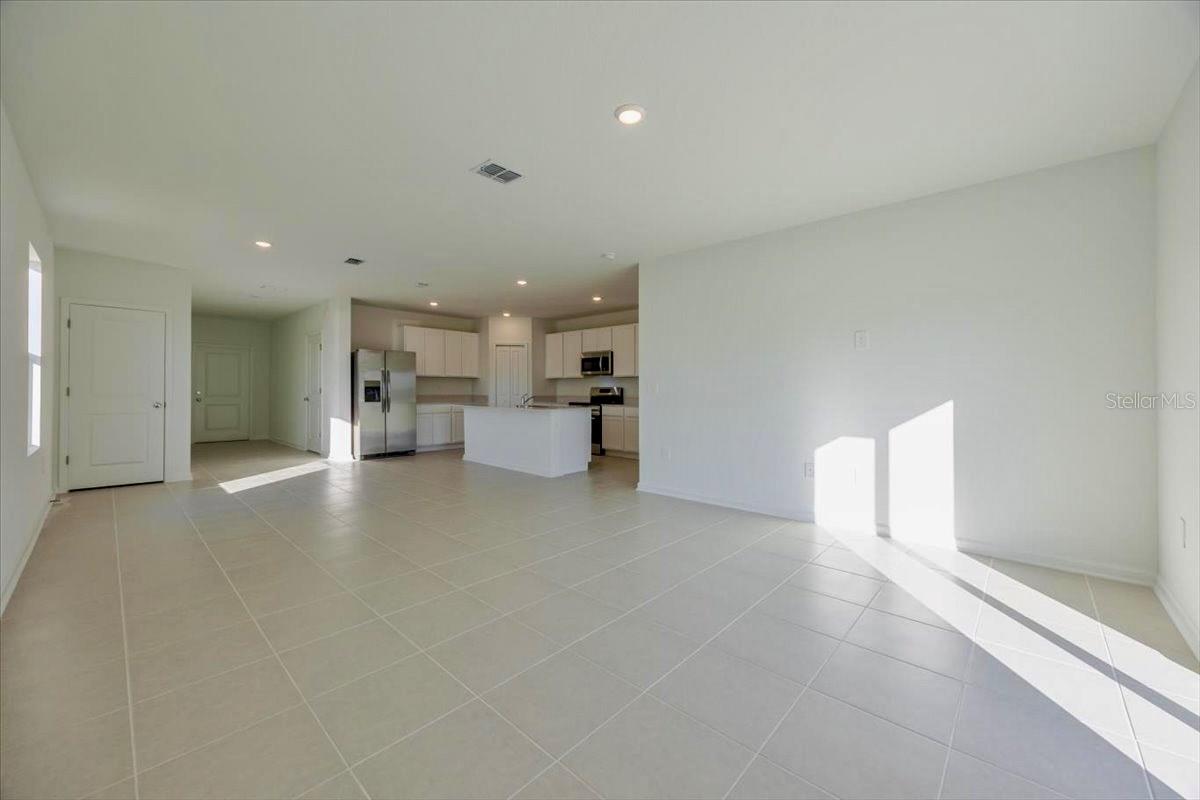 Image 5 of 29 For 3586 Kimbrough Drive