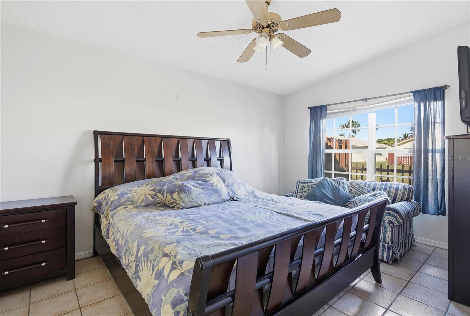 Image 10 of 24 For 16325 100th Terrace