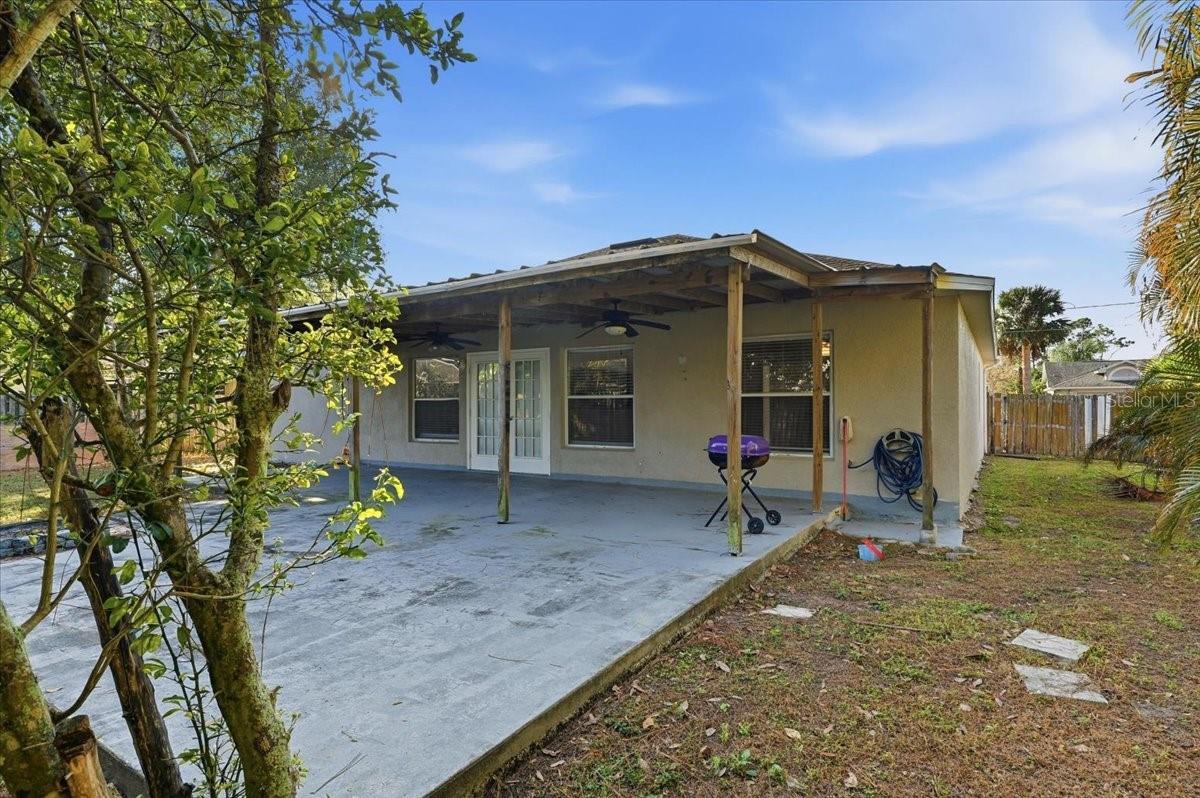 Image 30 of 33 For 1158 Perpignan Court