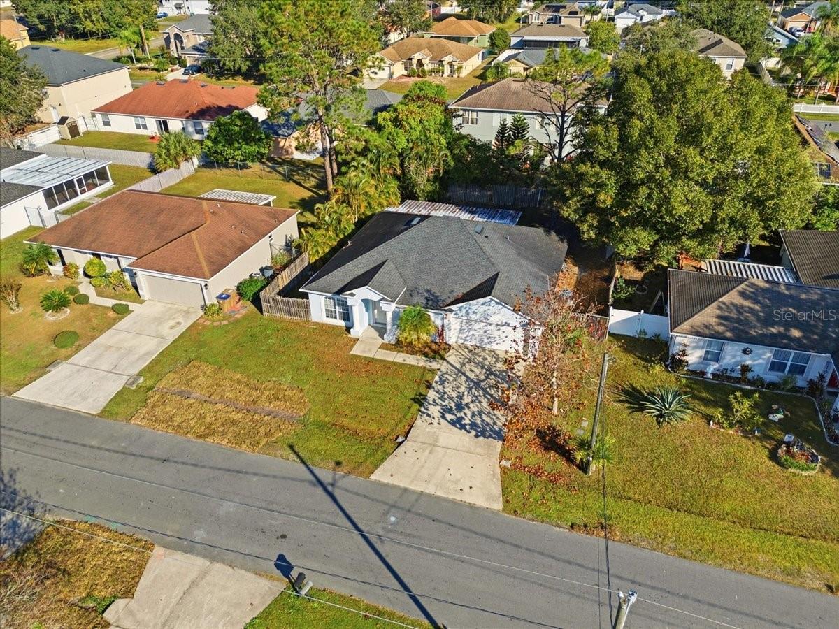 Image 32 of 33 For 1158 Perpignan Court