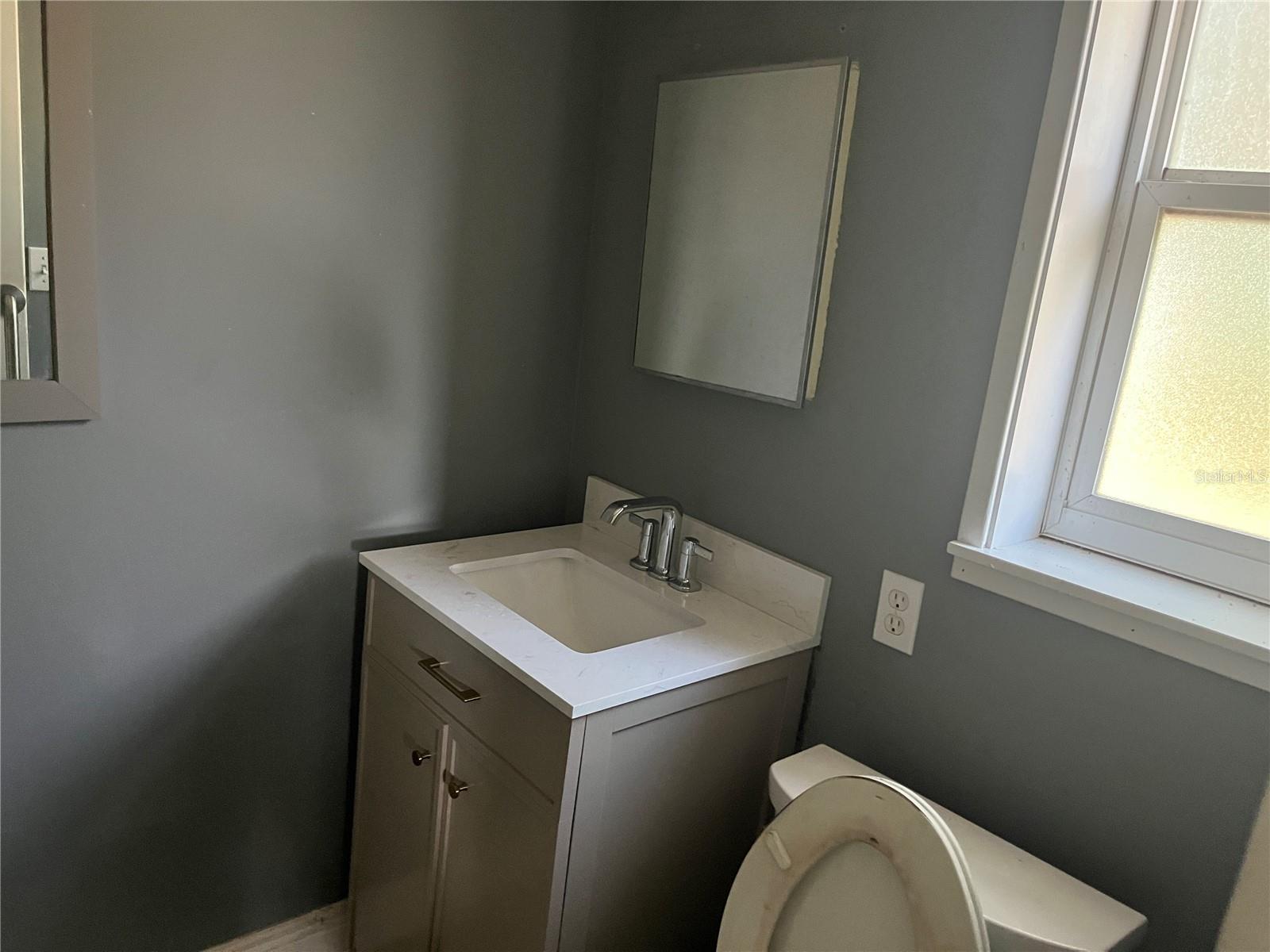 Image 19 of 38 For 431 Miami Street