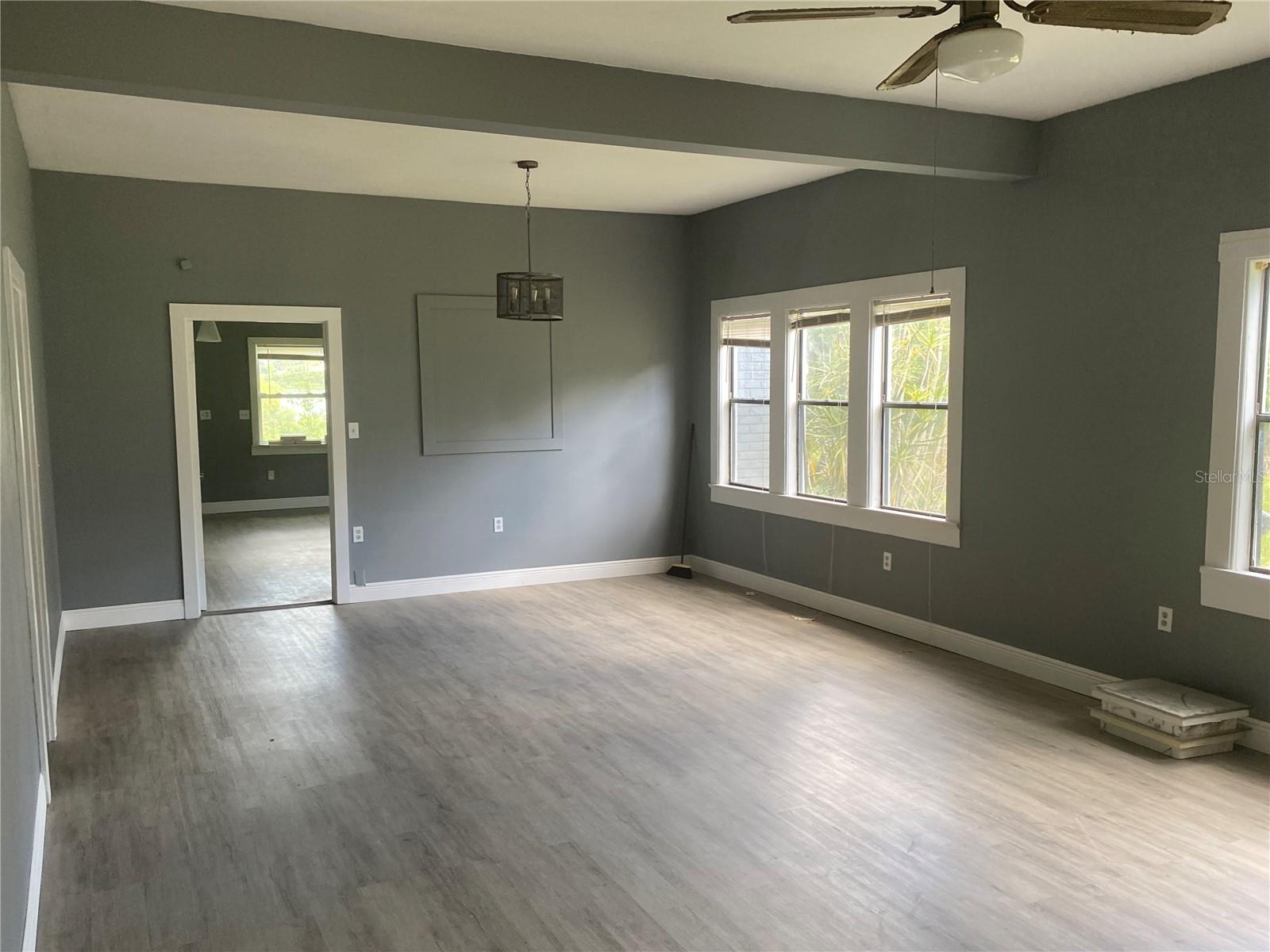 Image 35 of 38 For 431 Miami Street