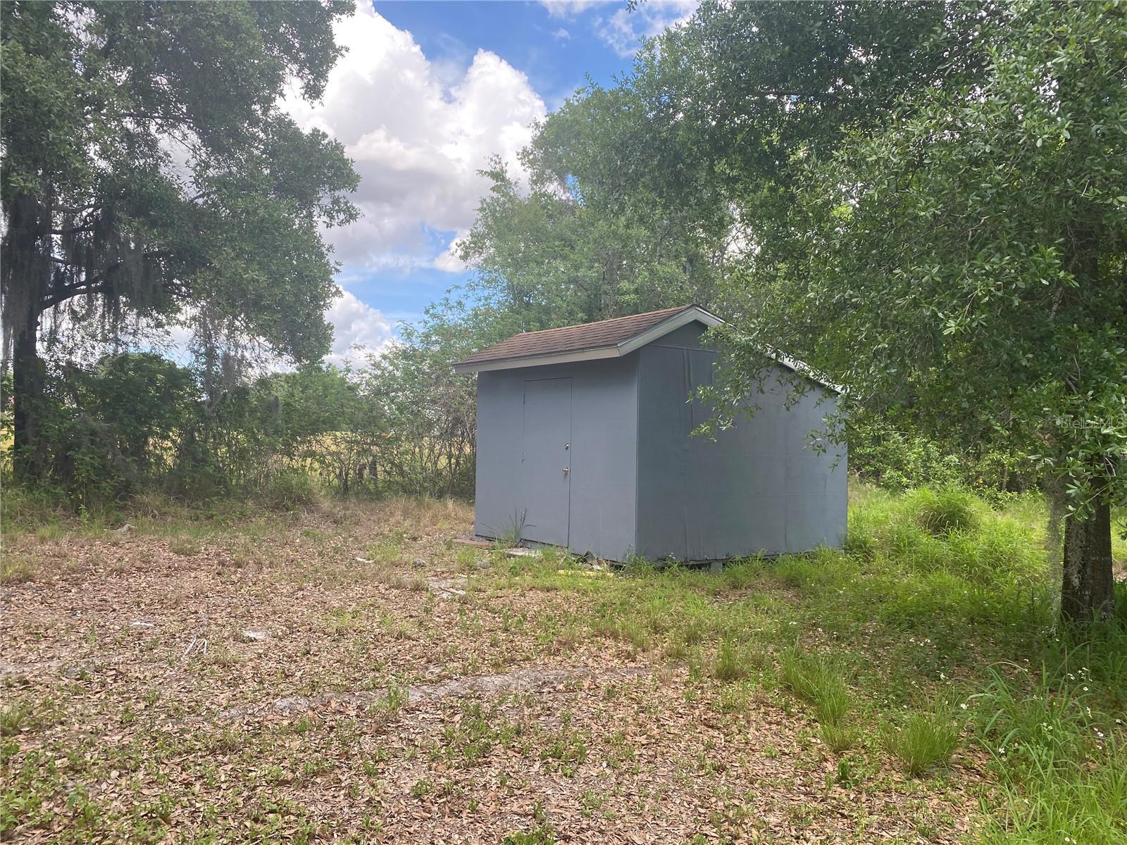 Image 7 of 38 For 431 Miami Street