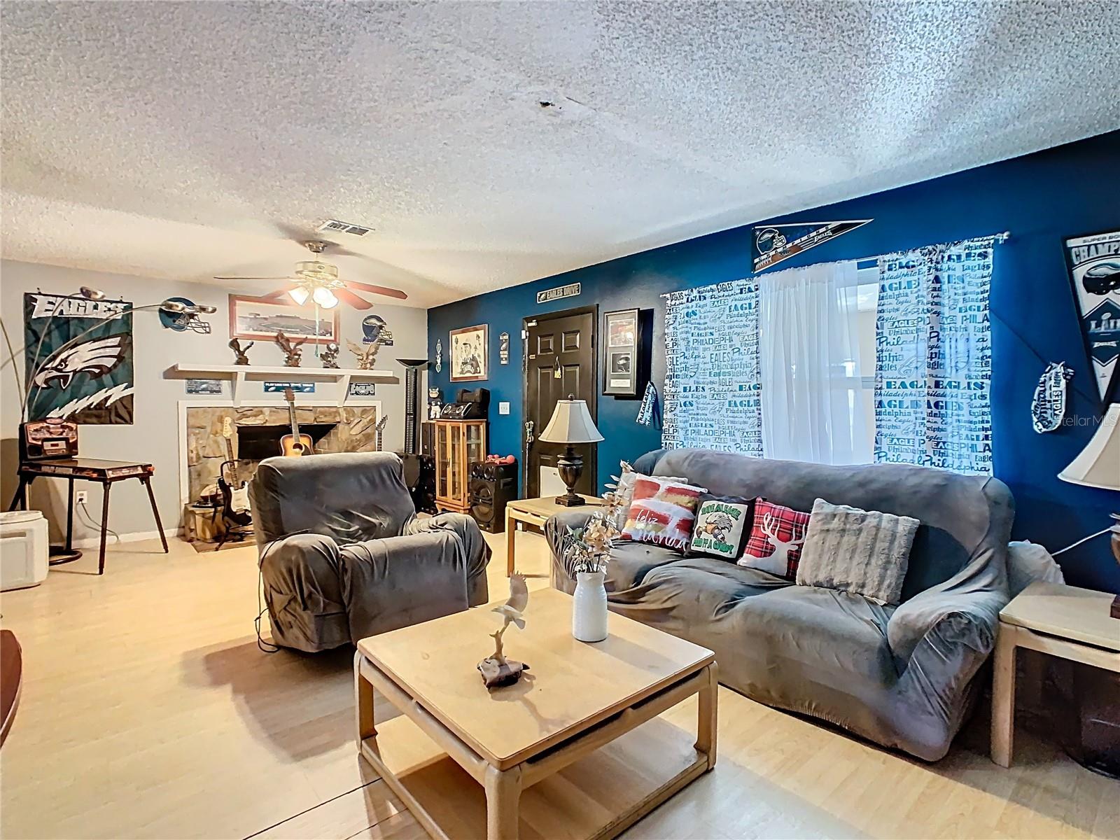 Image 21 of 63 For 1997 Marker Road