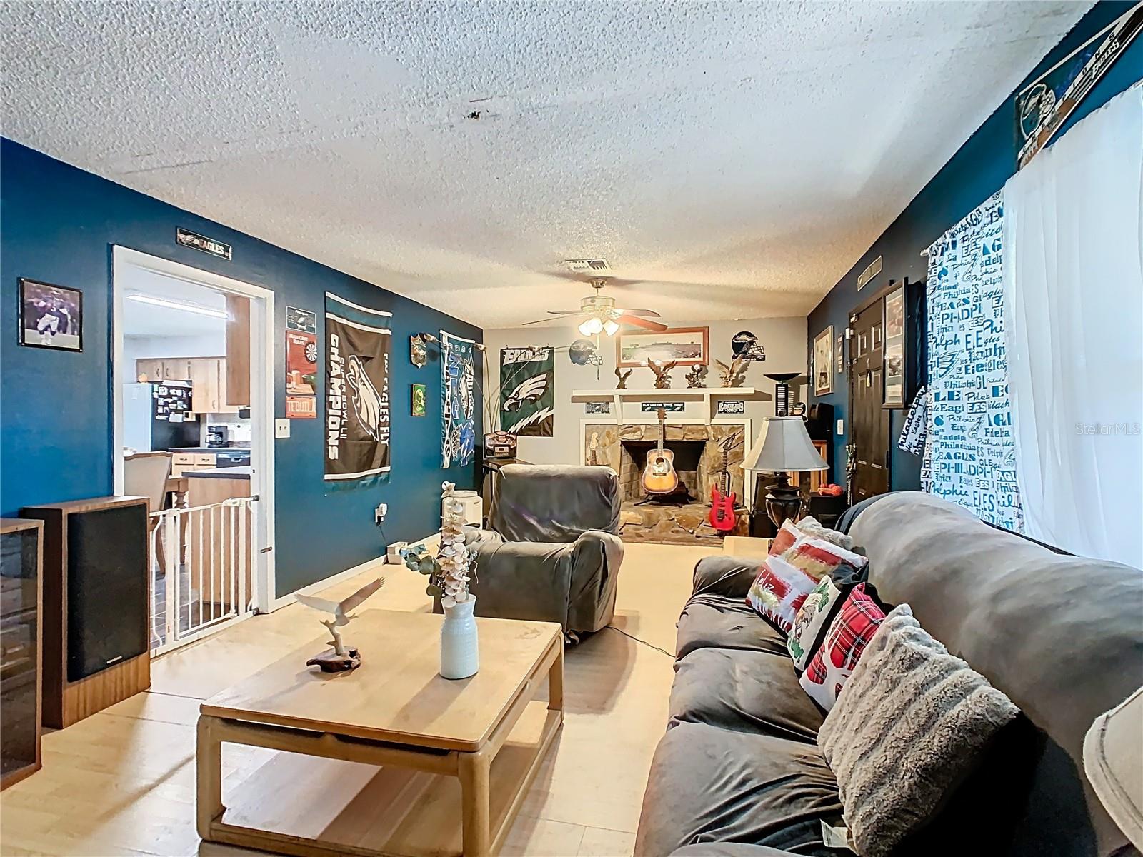 Image 22 of 63 For 1997 Marker Road