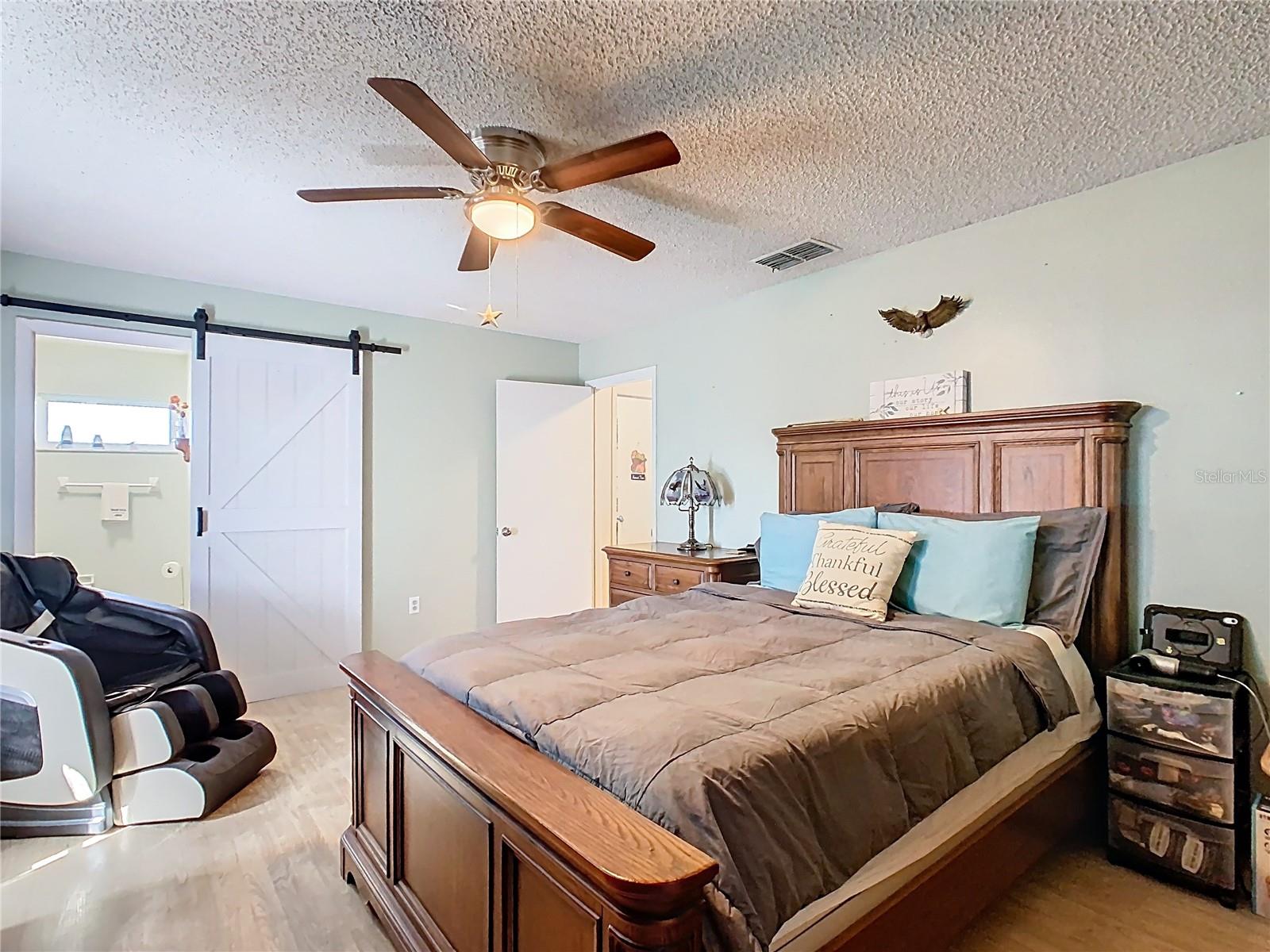 Image 34 of 63 For 1997 Marker Road