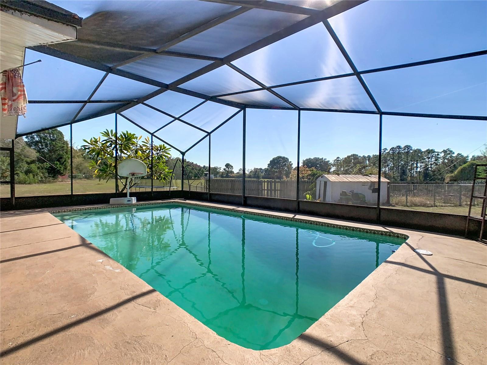 Image 43 of 63 For 1997 Marker Road