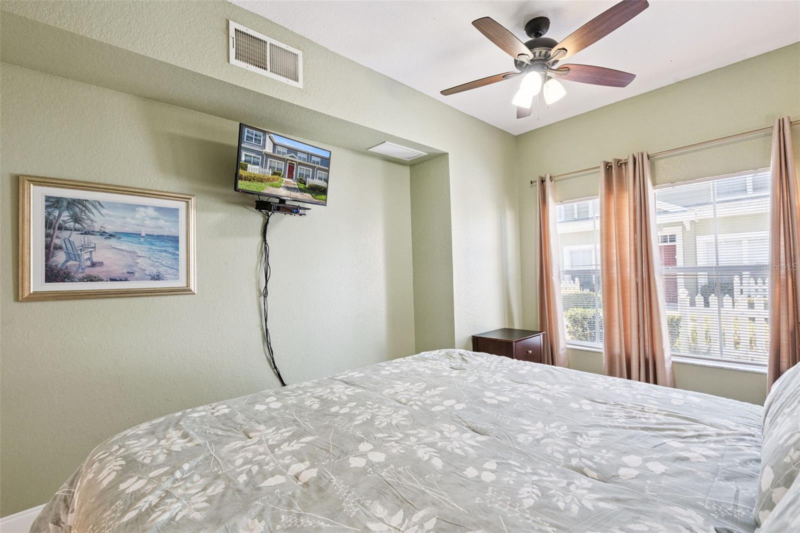 Image 17 of 66 For 4600 Yellowgold Road W 105