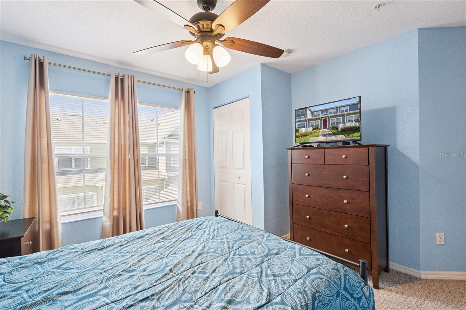 Image 20 of 66 For 4600 Yellowgold Road W 105