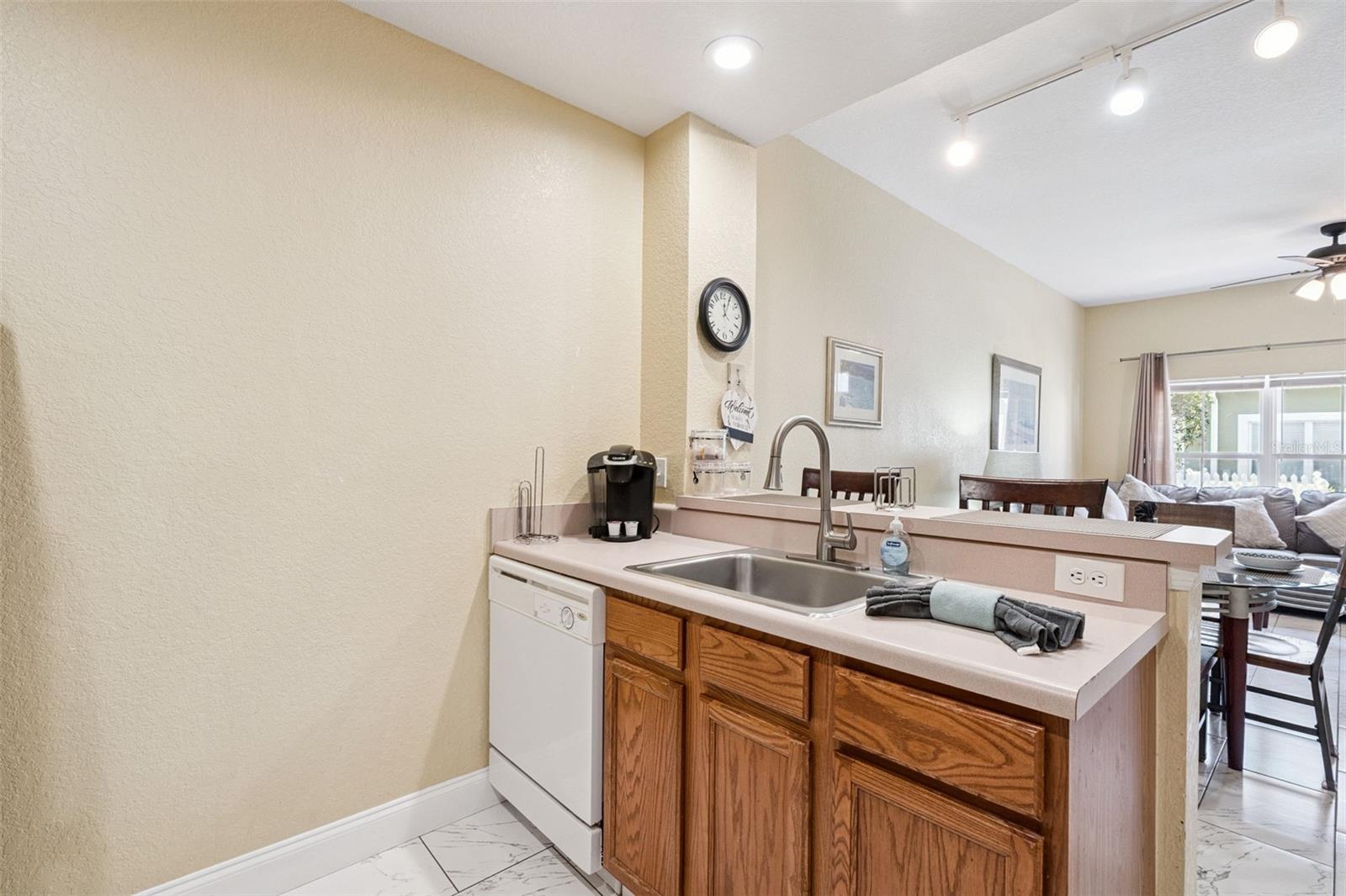 Image 9 of 66 For 4600 Yellowgold Road W 105