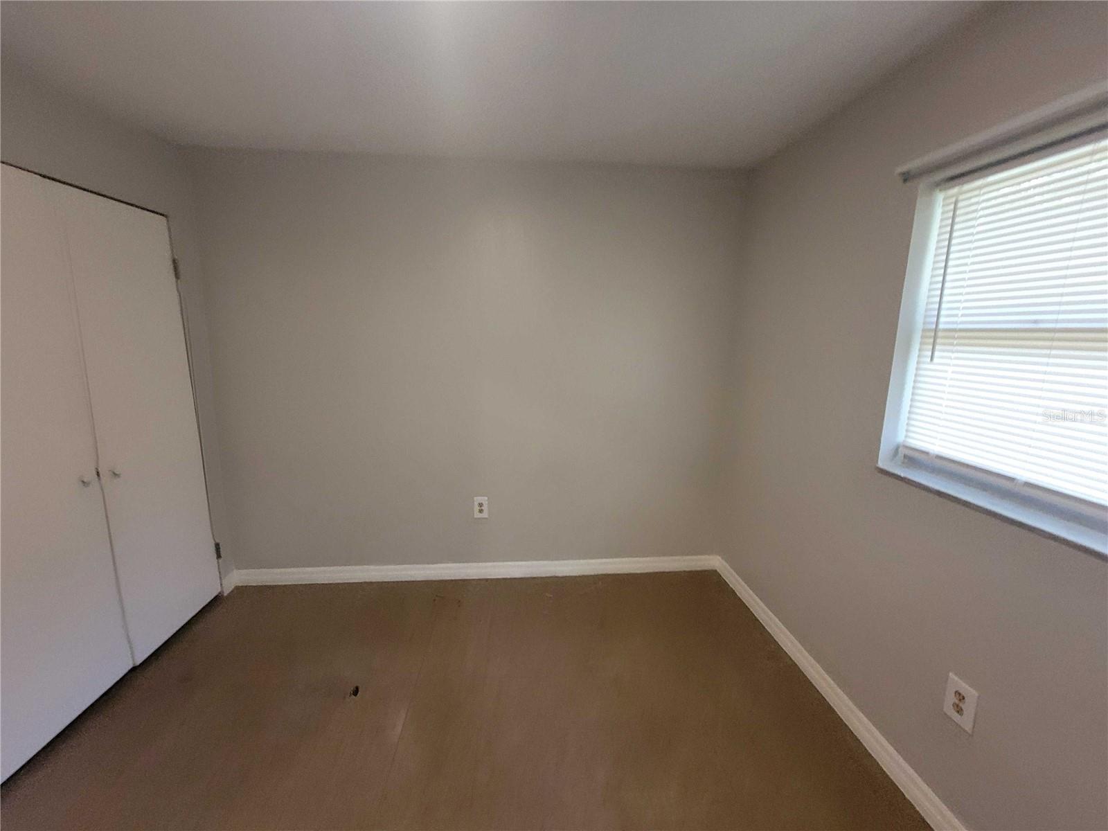 Image 10 of 17 For 402 Peters St