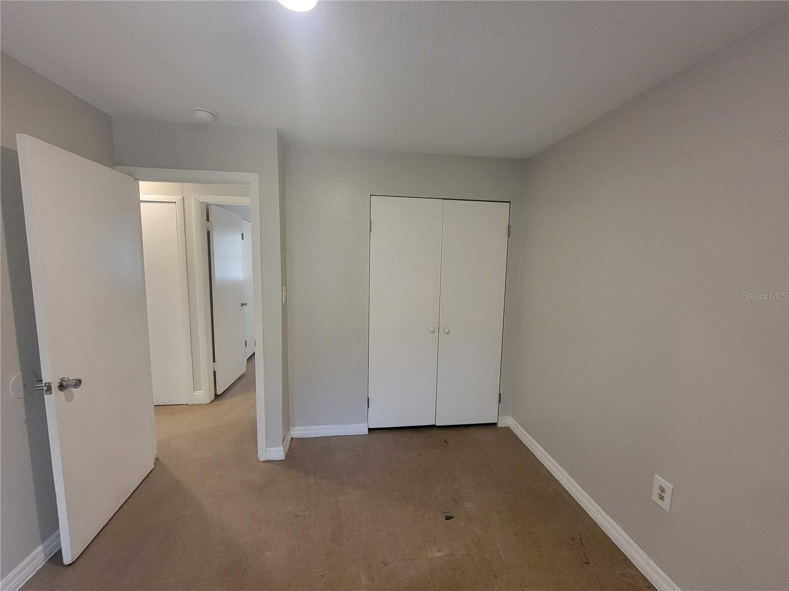 Image 15 of 17 For 402 Peters St