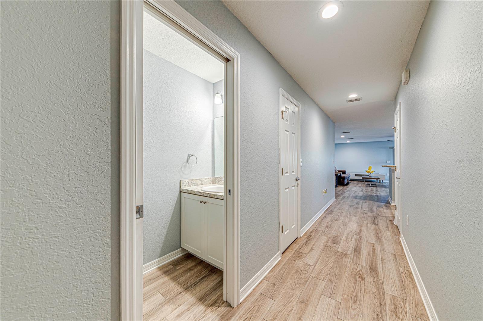 Image 16 of 47 For 2934 Fieldwood Circle